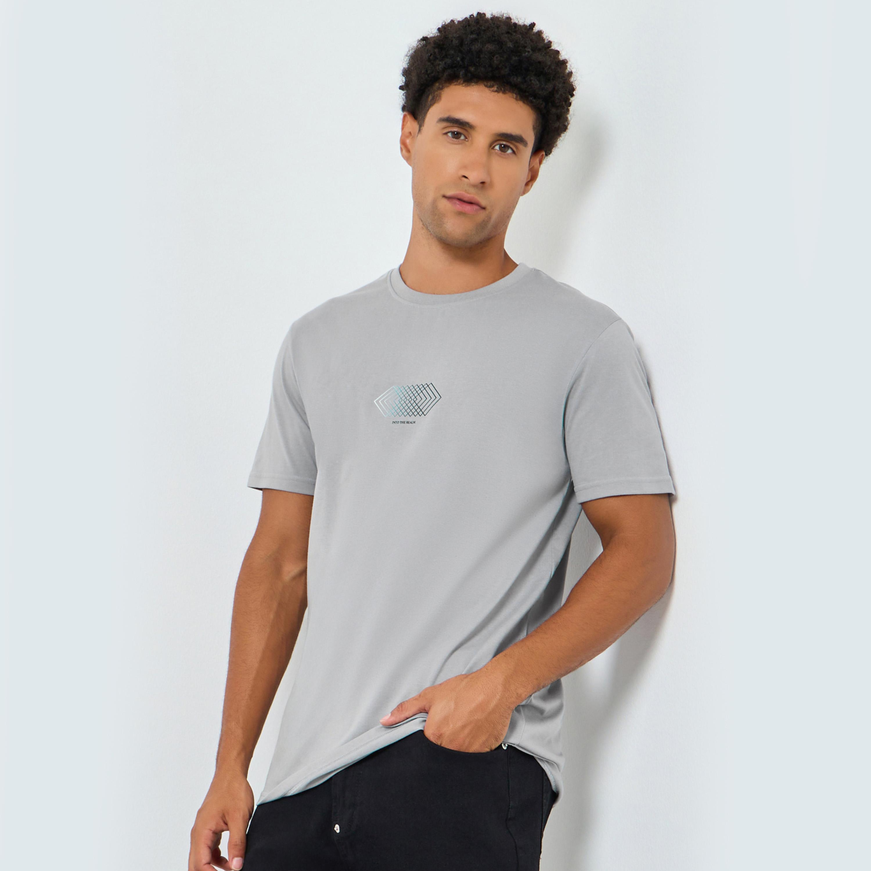 تيشيرت رجالي رمادي بياقة دائرية وطبعة جرافيك-men-clothing-tshirtsandpolos-tshirts-image-1