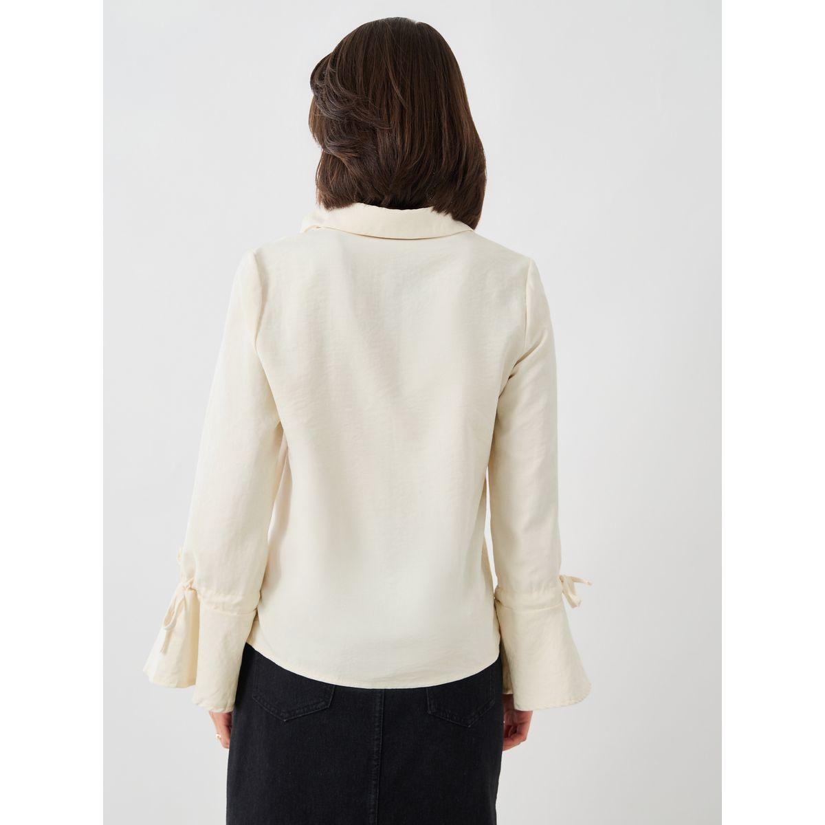 بلوزة سادة بقصة عادية وأكمام فلوت مع تفاصيل محزوزة-women-clothing-shirtsandblouses-shirts-image-5