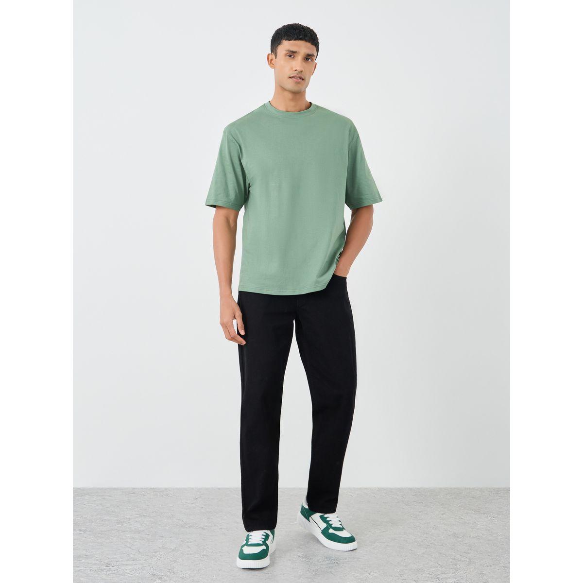 تيشيرت فضفاض بطبعة كتابة وياقة ضيقة-men-clothing-tshirtsandpolos-tshirts-image-2