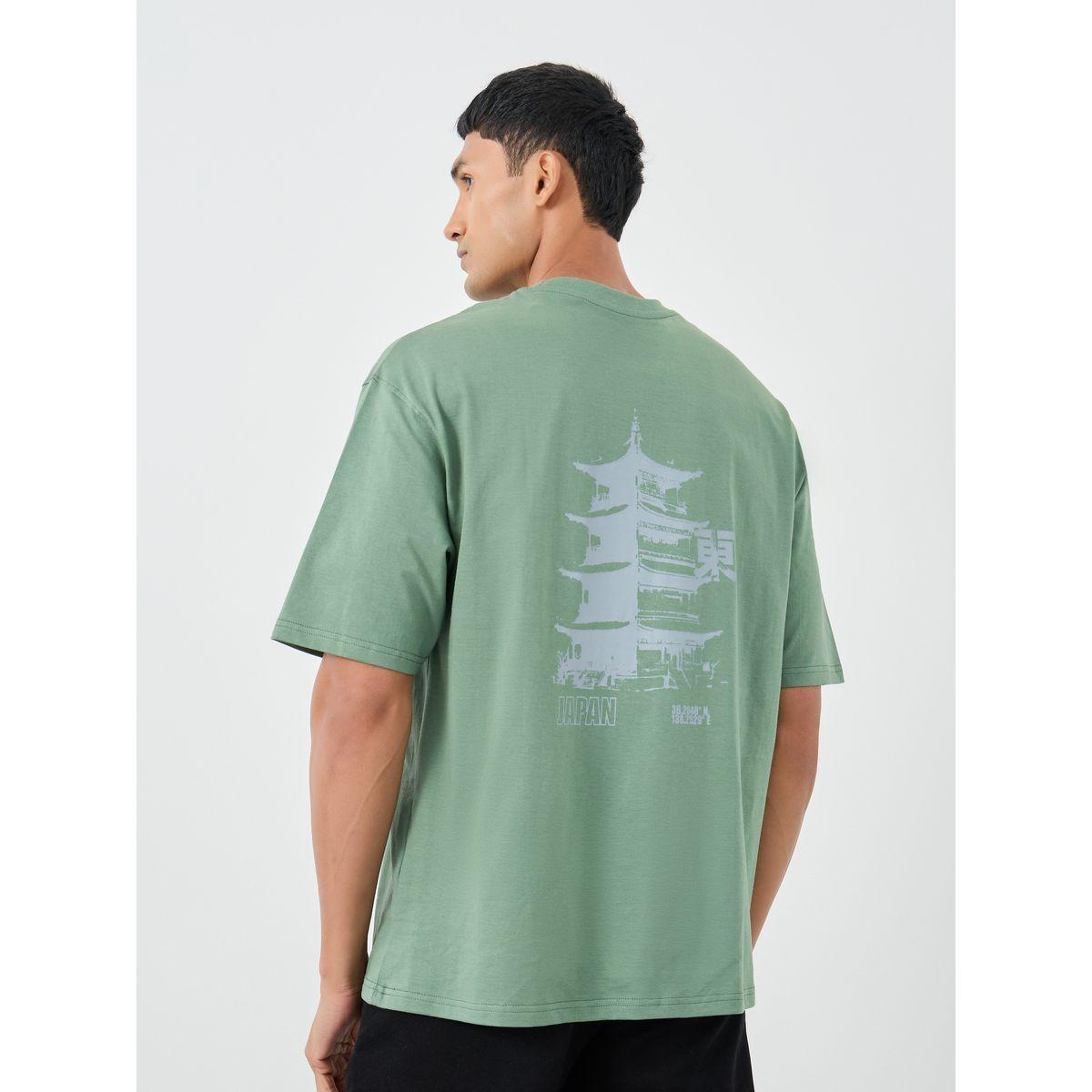 تيشيرت فضفاض بطبعة كتابة وياقة ضيقة-men-clothing-tshirtsandpolos-tshirts-image-5