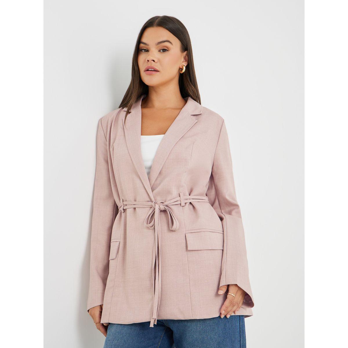 بليزر بقصة عادية مع تفاصيل حزام-women-clothing-coatsandjackets-blazers-image-1