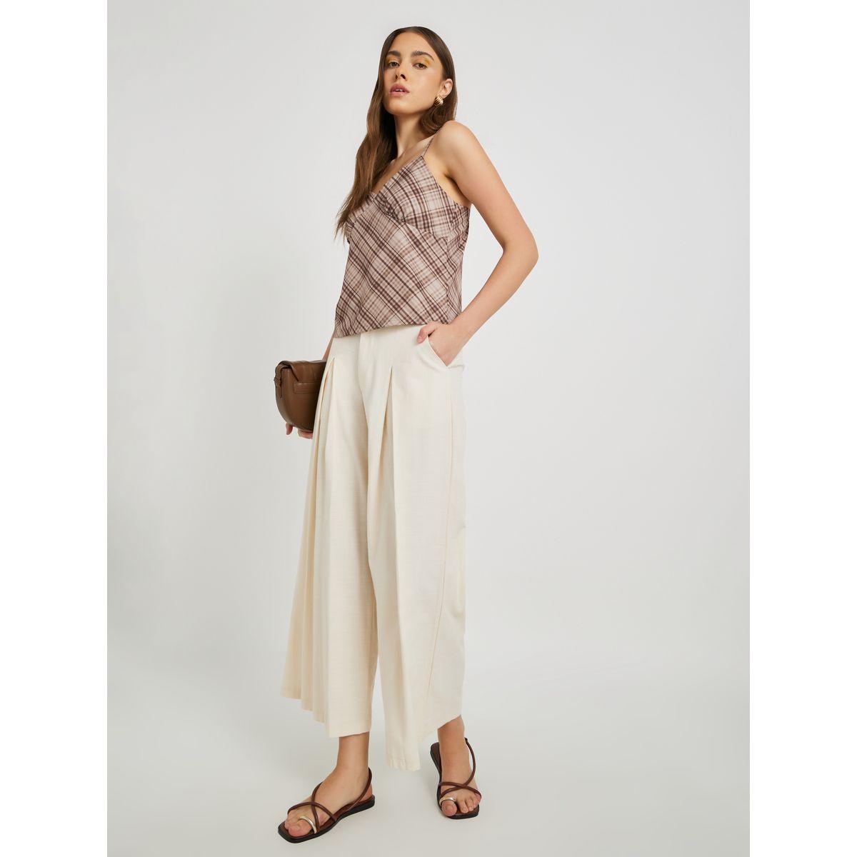 Styli Plaid Strappy V Neck Cami T-Shirt-women-clothing-tshirts-image-2