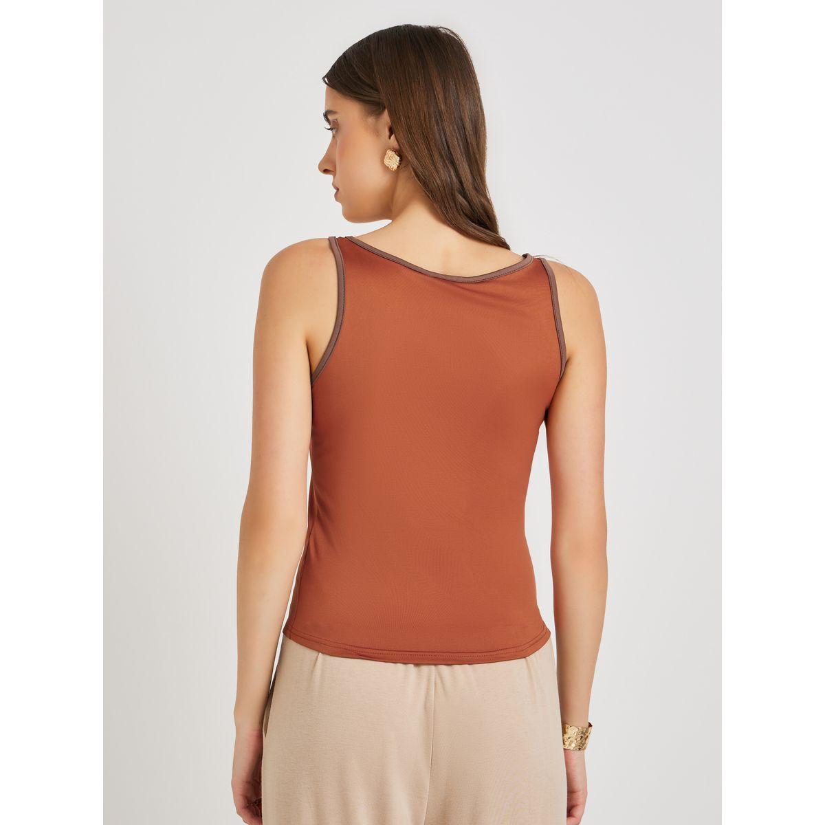 تيشيرت كامي بلا أكمام مع تفاصيل مُتباينة-women-clothing-tshirts-image-5