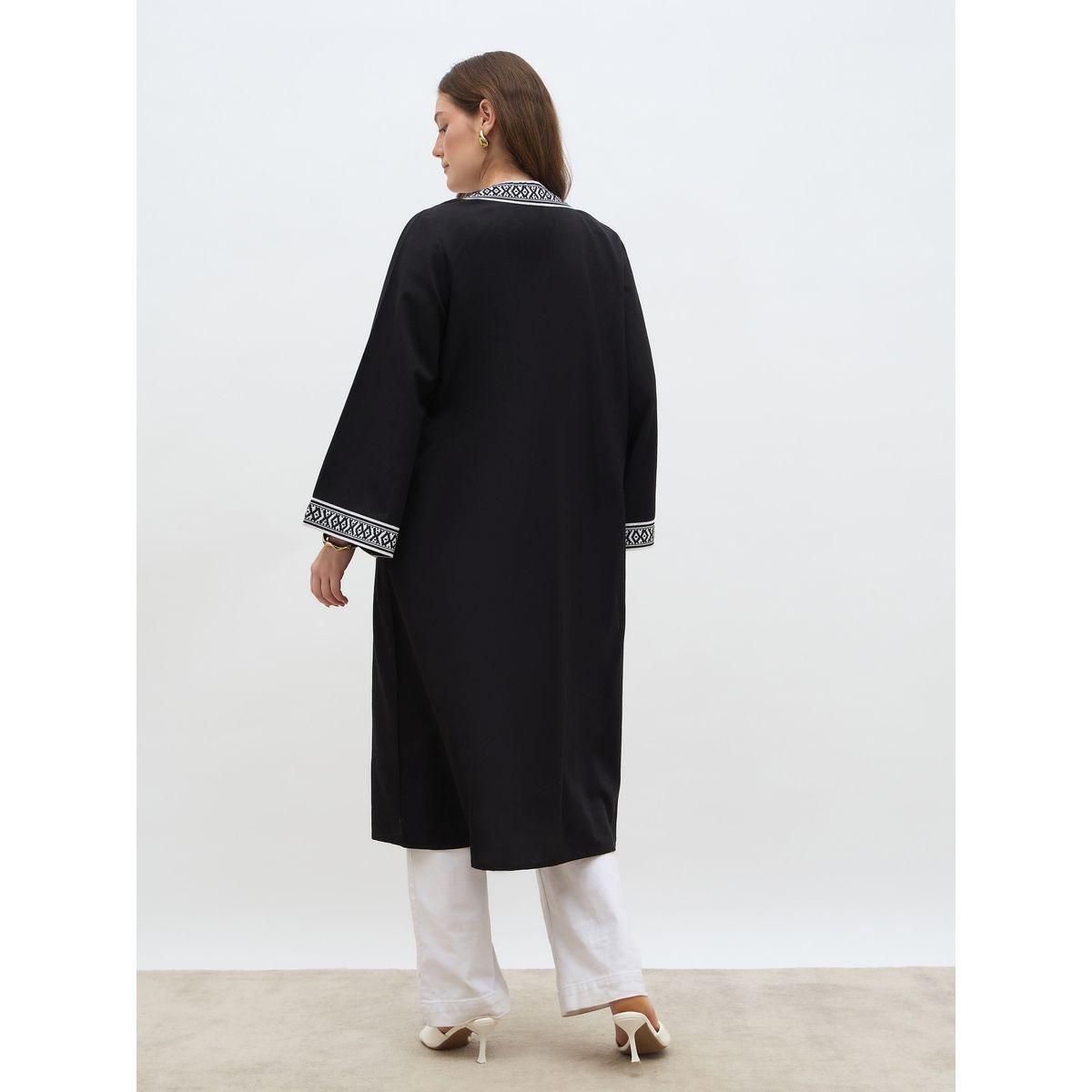 Styli Regular Fit Embroidered Edge Midi Abaya-women-arabicclothing-abayas-image-5