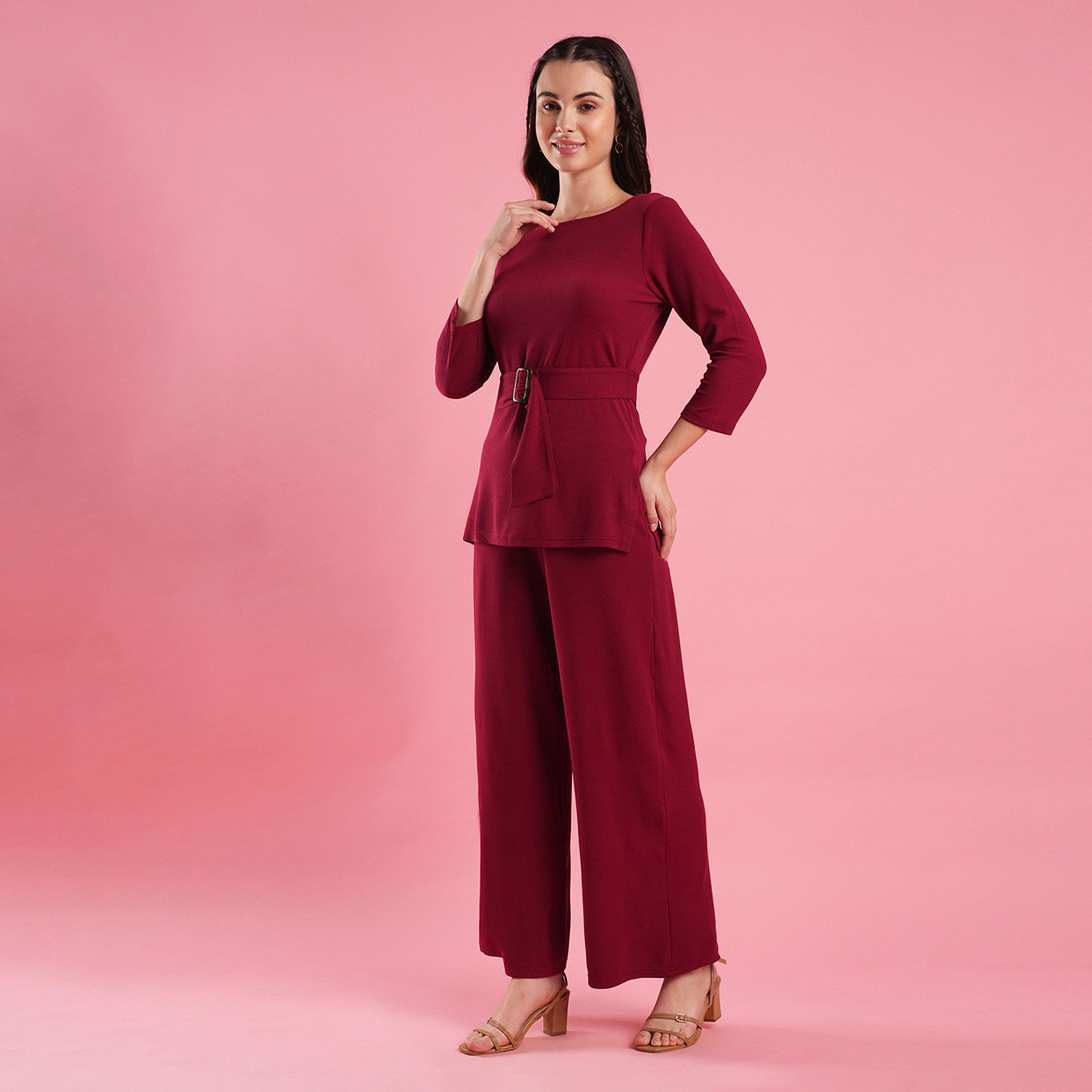 غلوبوس × ستايلي-  طقم بلوزة سادة برقبة قارب وحزام وبنطال واسع الساق-women-clothing-coordsets-image-2