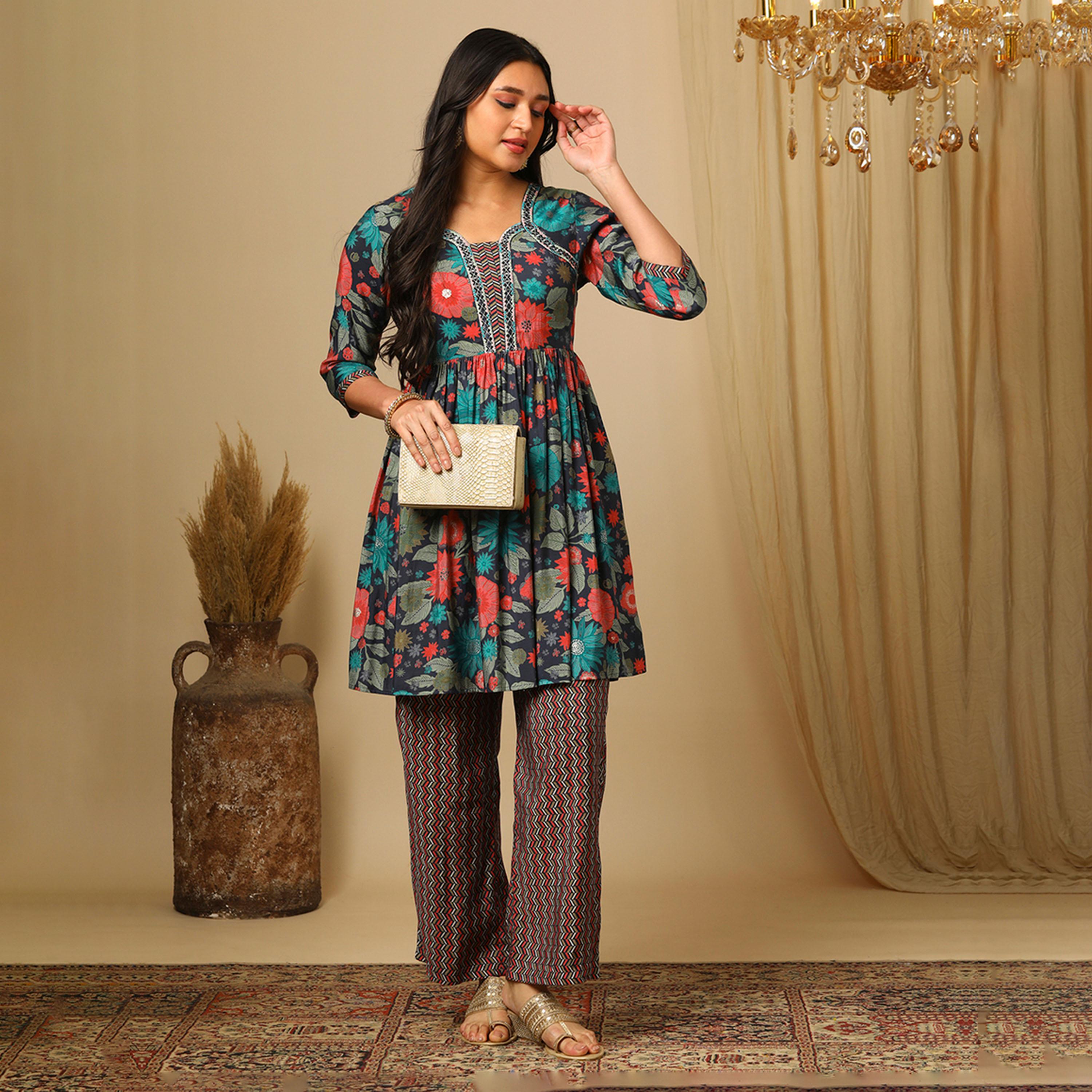 Globus X Styli All-Over Floral Print Embroidered Tunic And Elasticated Chevron Print Trouser Co-Ords-women-clothing-coordsets-image-1