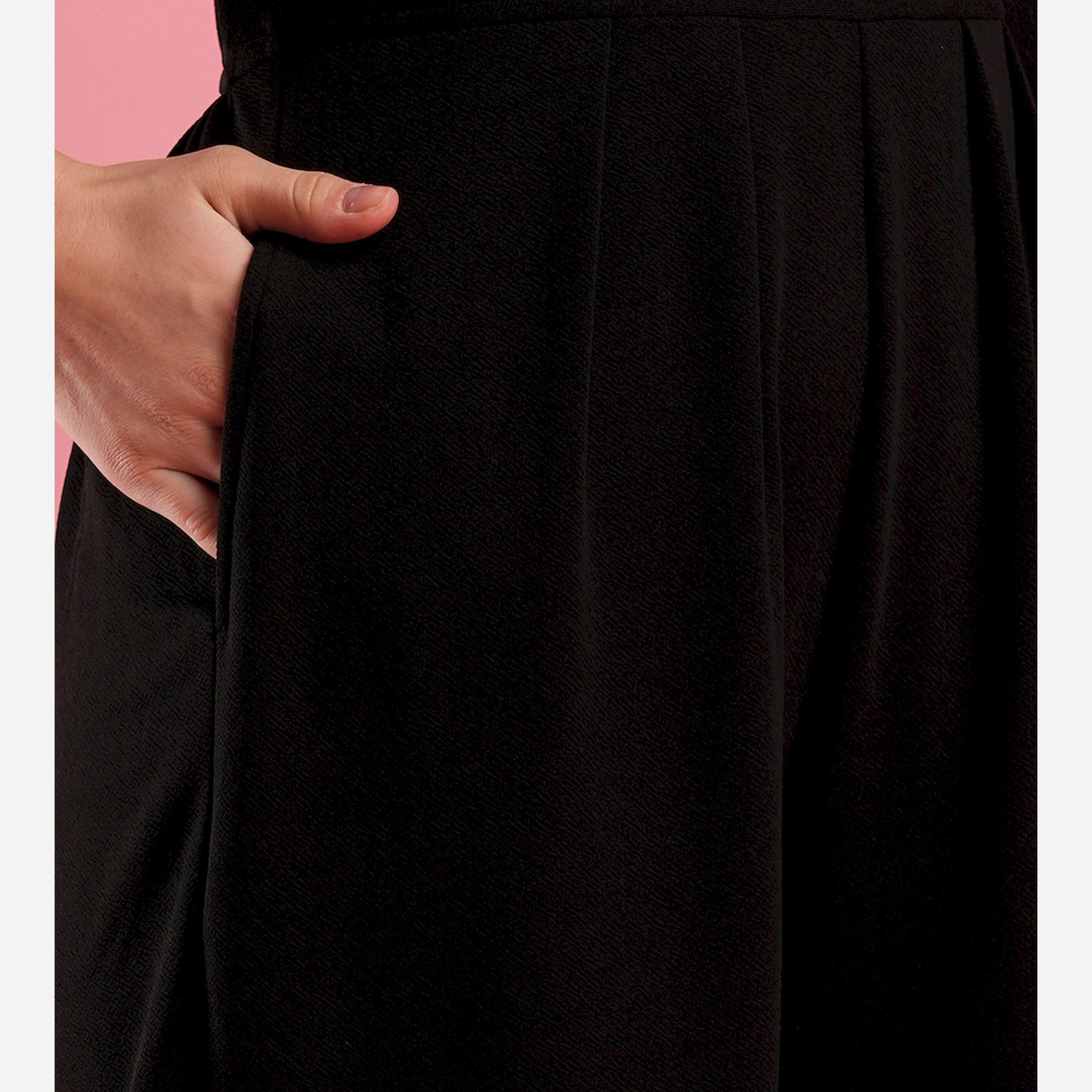 Globus X Styli Solid V-Neck Batwing Sleeves Cut Out Detail Jumpsuit-women-clothing-jumpsuits-image-5