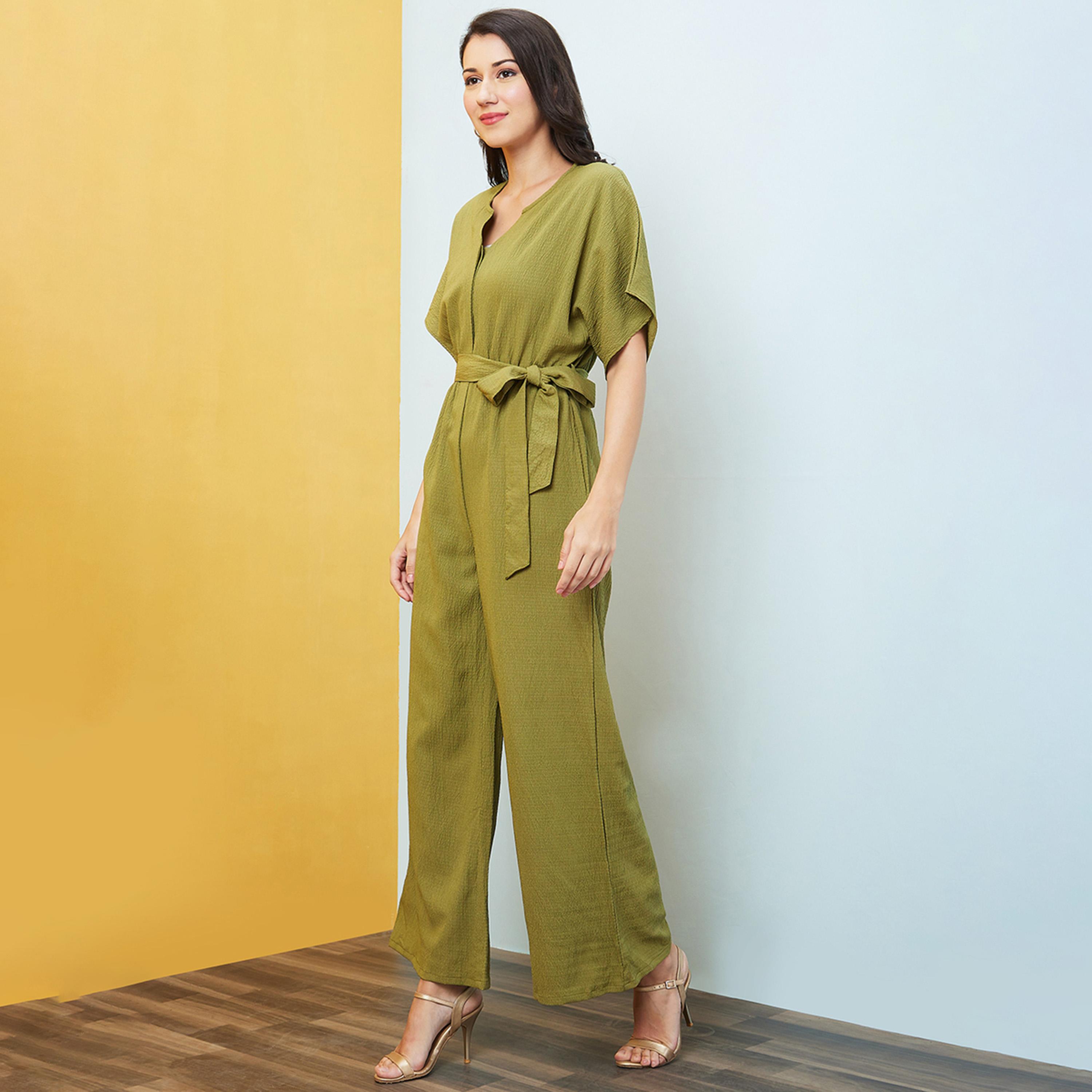 Globus X Styli Globus Women Green Solid V-Neck Drop Shoulder Waist Tie-Up Jumpsuit-women-clothing-jumpsuits-image-2