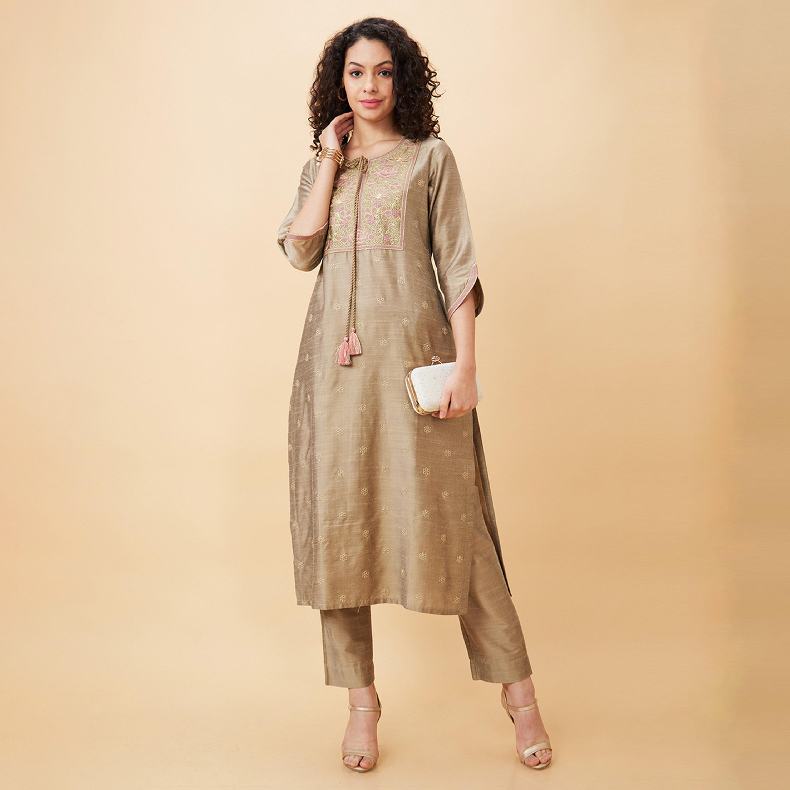 Globus X Styli Embroidered Straight Kurta With Trouser Set-women-clothing-ethnicwear-kurtasets-image-1