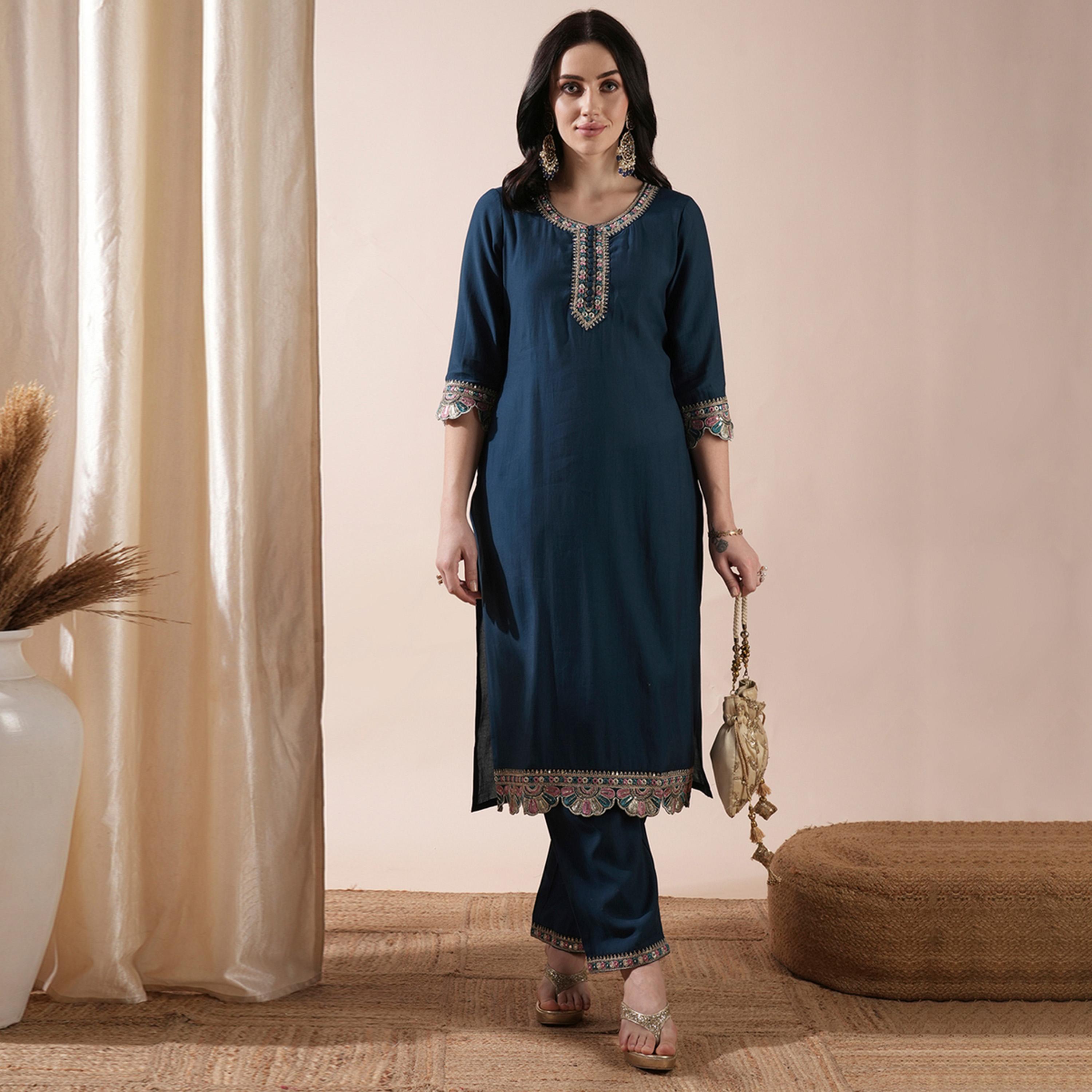 غلوبوس × ستايلي - طقم كورتا مستقيم مع حافة مموجة وثنيات مع بنطال للمناسبات للنساء-women-clothing-ethnicwear-bottoms-pants-image-1
