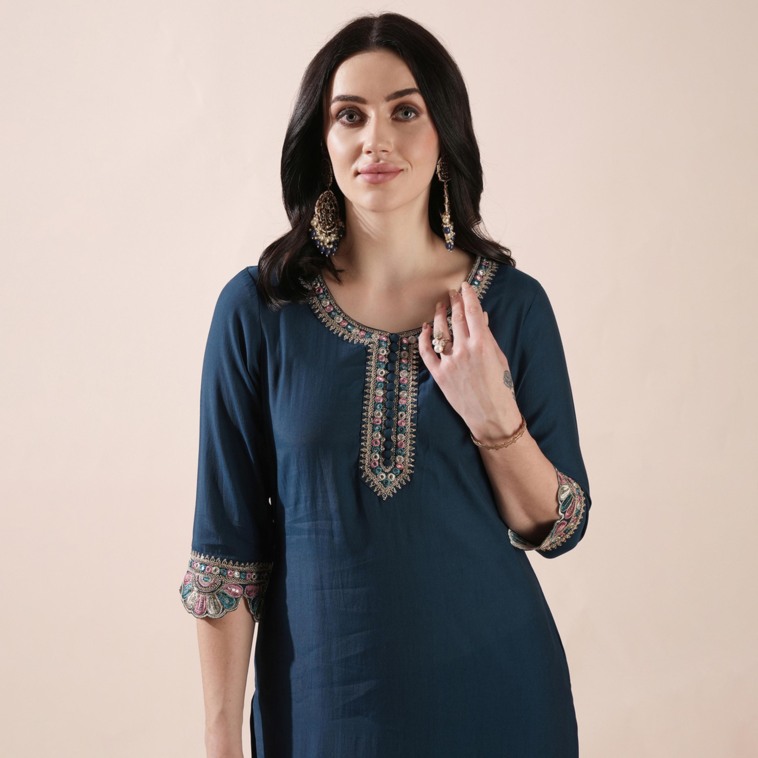 غلوبوس × ستايلي - طقم كورتا مستقيم مع حافة مموجة وثنيات مع بنطال للمناسبات للنساء-women-clothing-ethnicwear-bottoms-pants-image-6