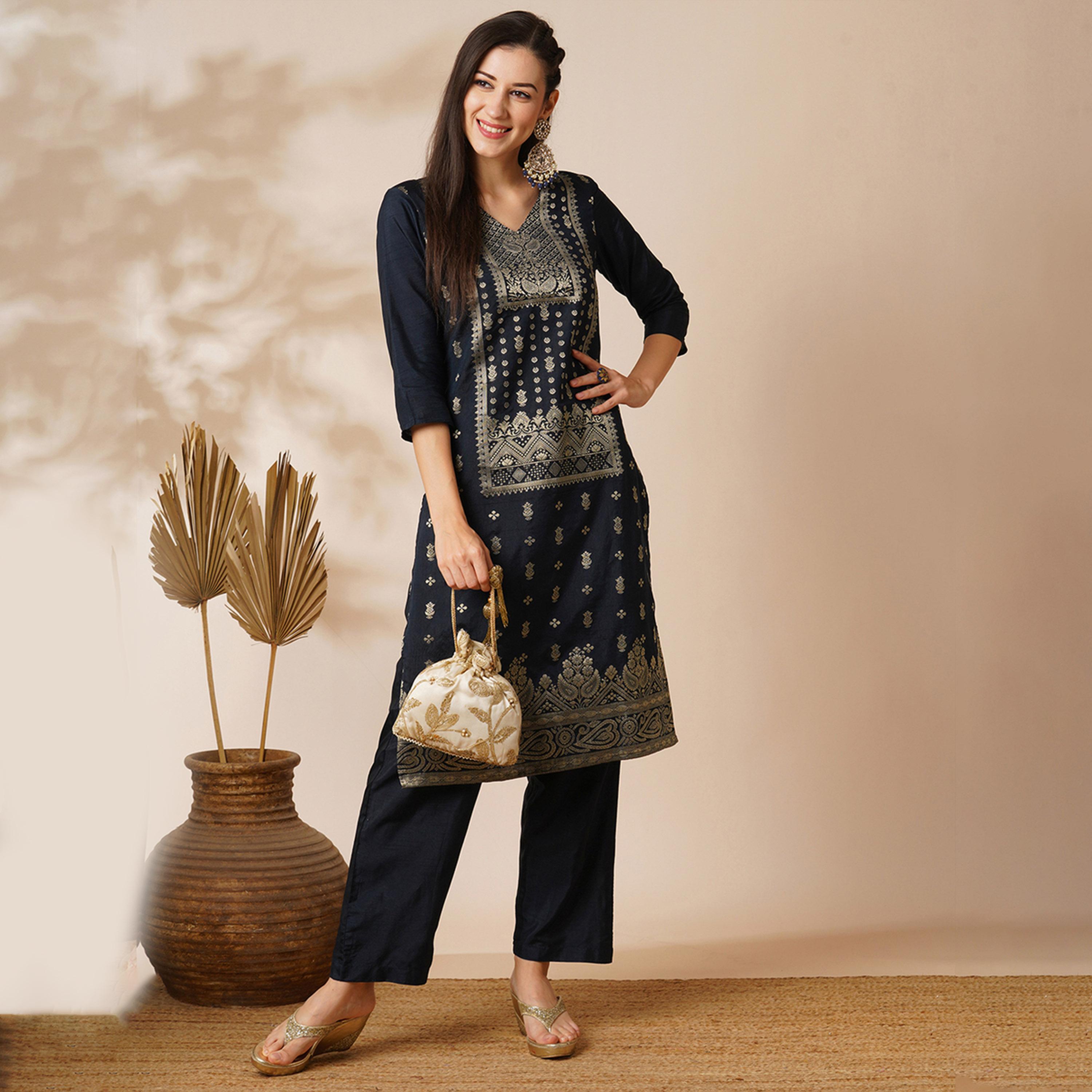 Globus X Styli V-Neck Ethnic Motifs Straight Kurta With Wide-Leg Pants Set-women-clothing-ethnicwear-kurtasets-image-1