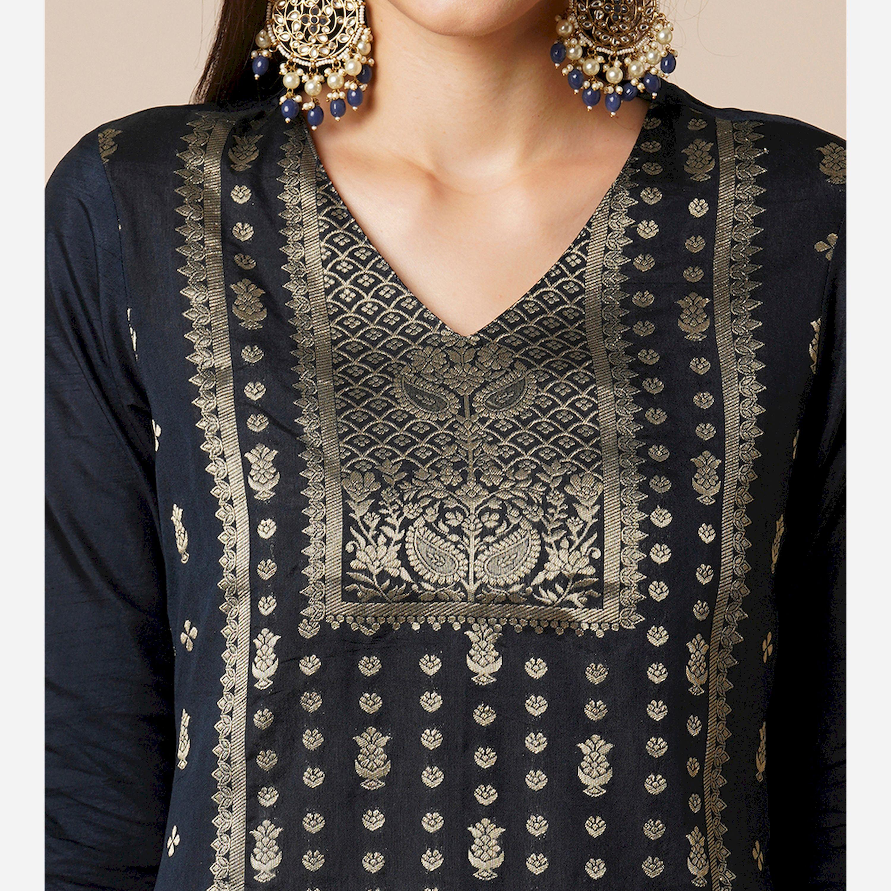 Globus X Styli V-Neck Ethnic Motifs Straight Kurta With Wide-Leg Pants Set-women-clothing-ethnicwear-kurtasets-image-4