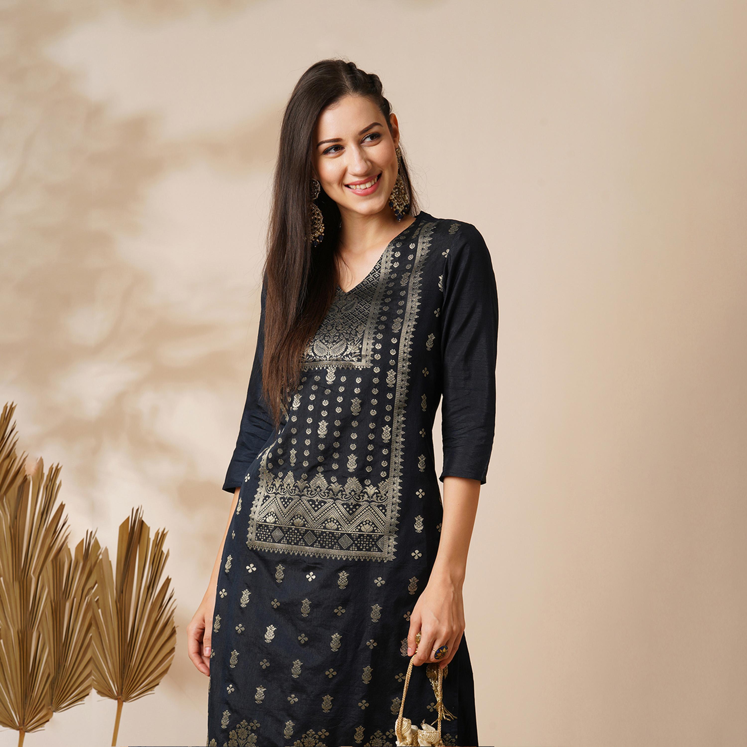 Globus X Styli V-Neck Ethnic Motifs Straight Kurta With Wide-Leg Pants Set-women-clothing-ethnicwear-kurtasets-image-6