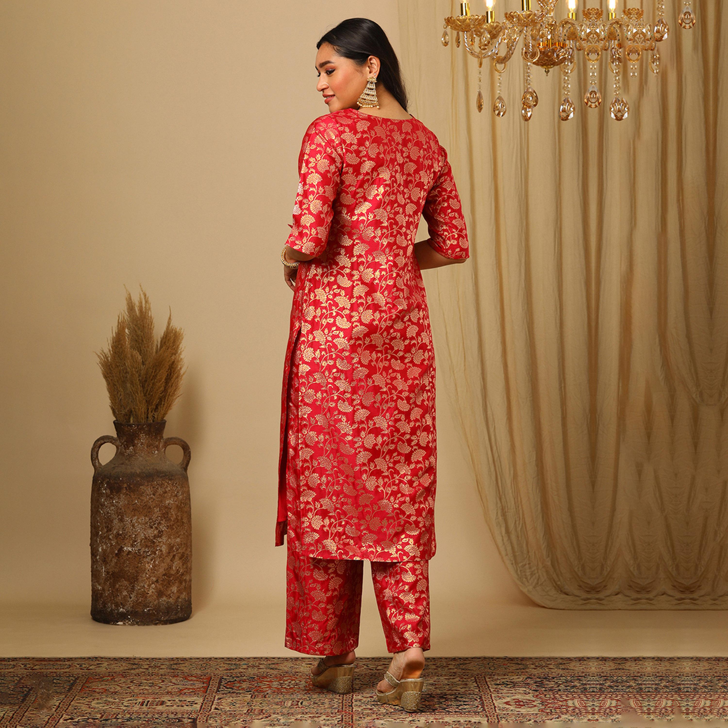 Globus X Styli Round Neck Floral Print Straight Kurta And Elasticated Pants Set-women-clothing-ethnicwear-kurtasets-image-3