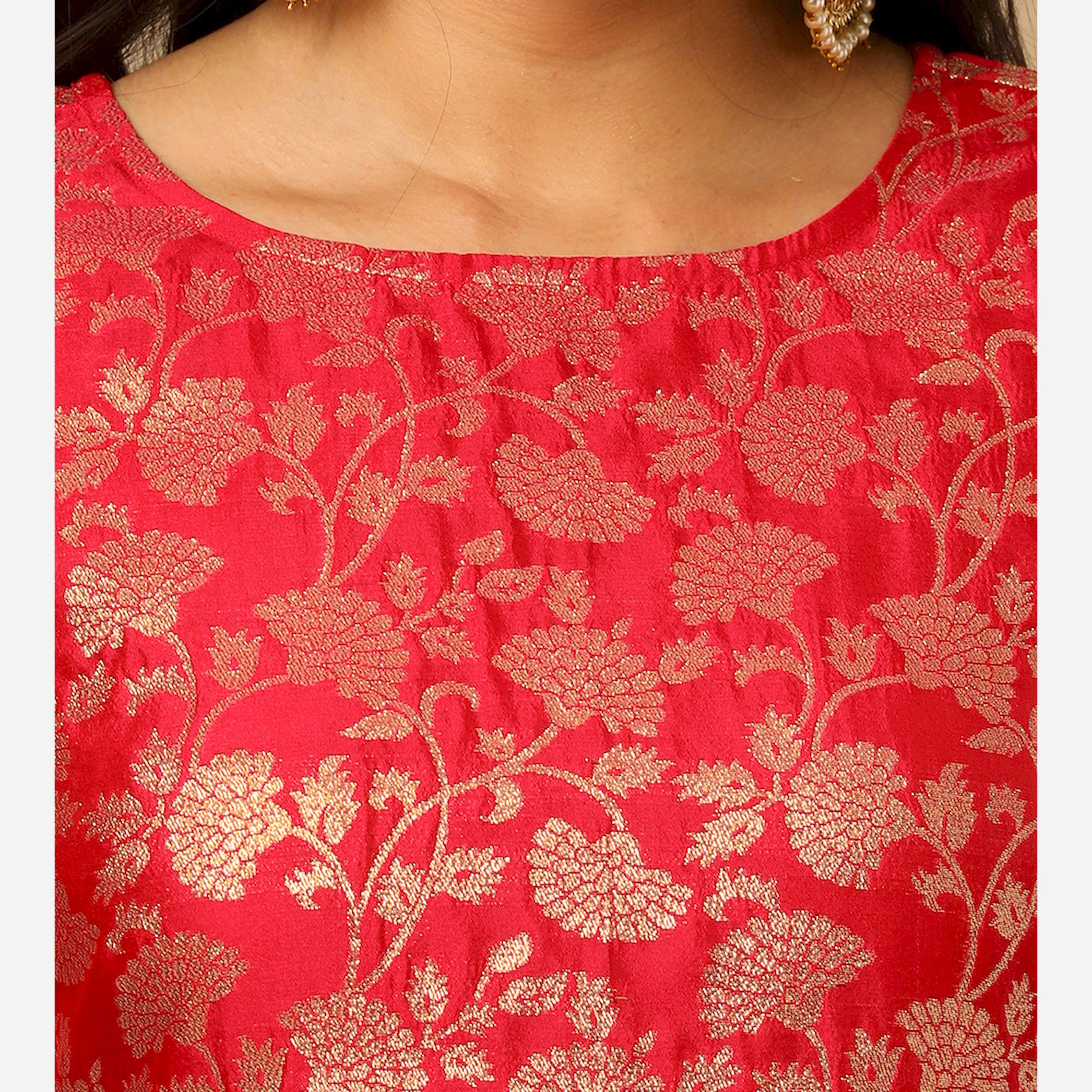 Globus X Styli Round Neck Floral Print Straight Kurta And Elasticated Pants Set-women-clothing-ethnicwear-kurtasets-image-4