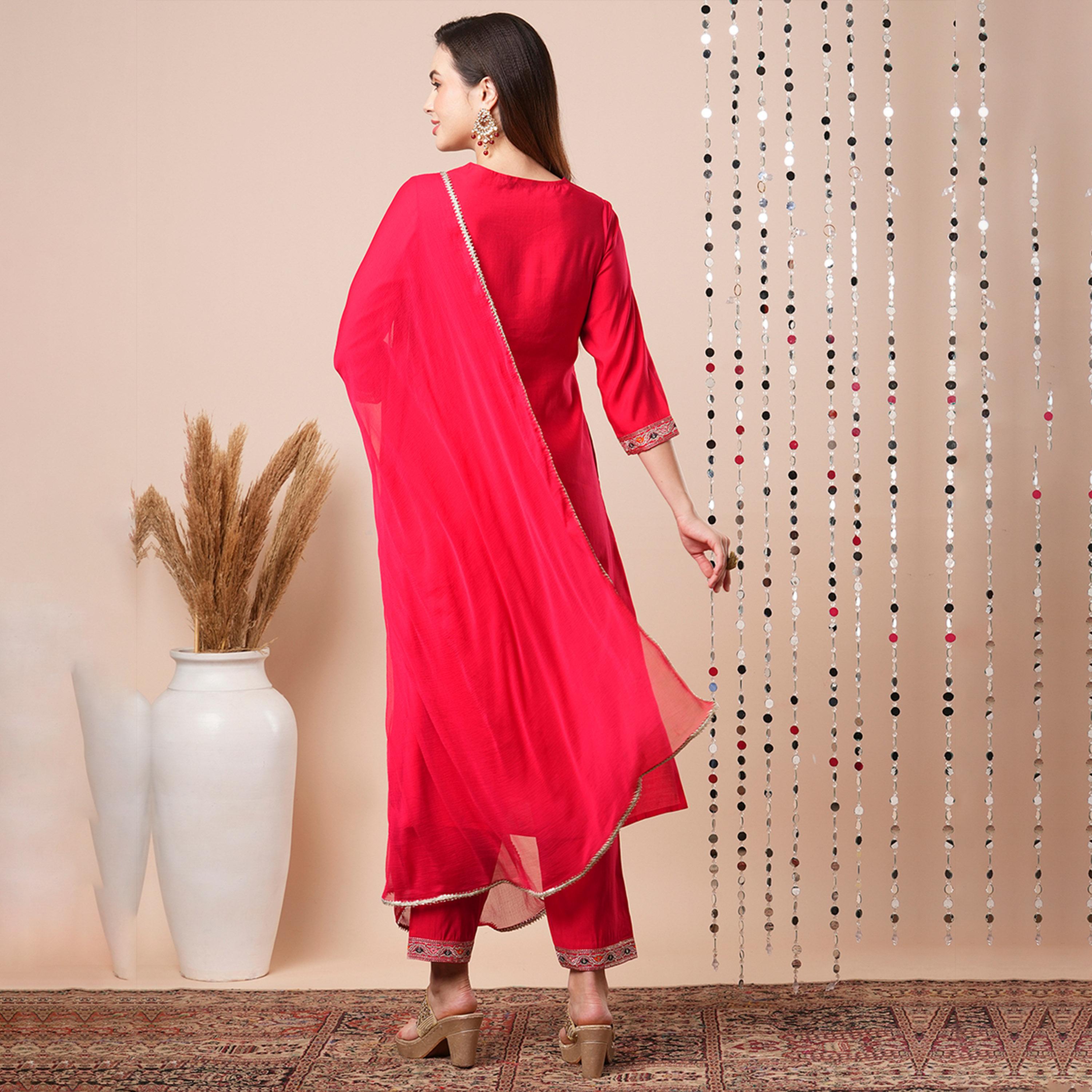 غلوبوس × ستايلي - طقم كورتا مستقيمة مطرزة بالترتر والزهور مع بنطال ووشاح دوباتا-women-clothing-ethnicwear-bottoms-pants-image-3
