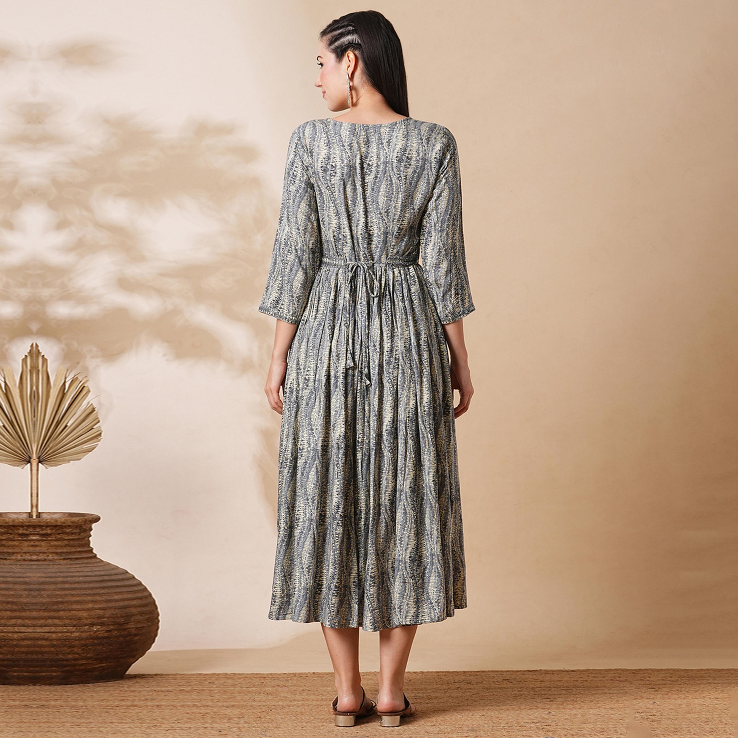 Globus X Styli Embroidered Notch Neck Front Slit A-Lin Midi Dress With Belt-women-clothing-dresses-image-3