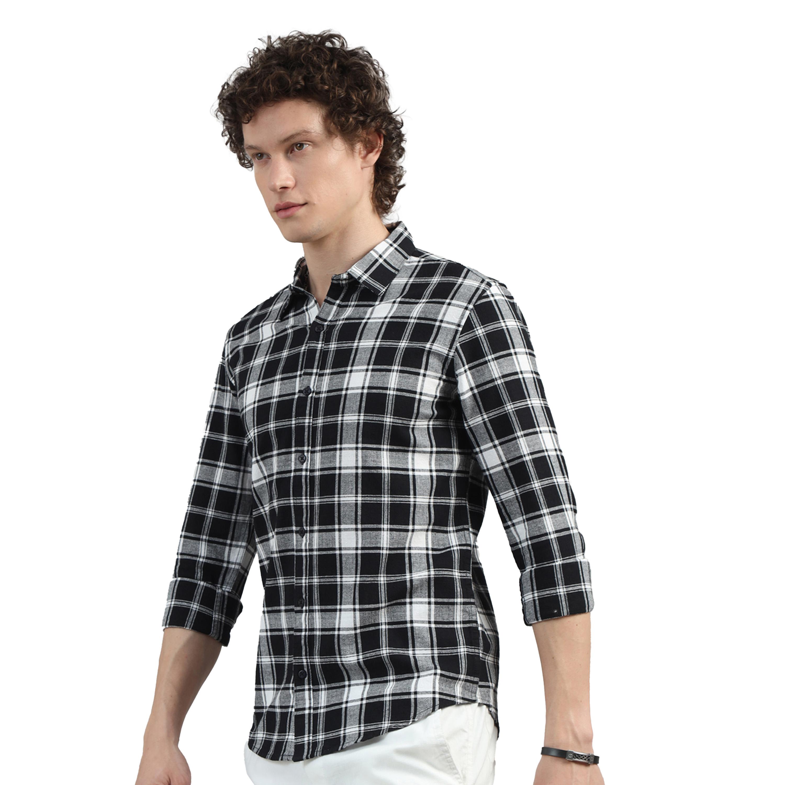 بوشيرت × ستايلي-  قميص ياقة منتشرة ومربعات قصّة عادية-men-clothing-shirts-image-4