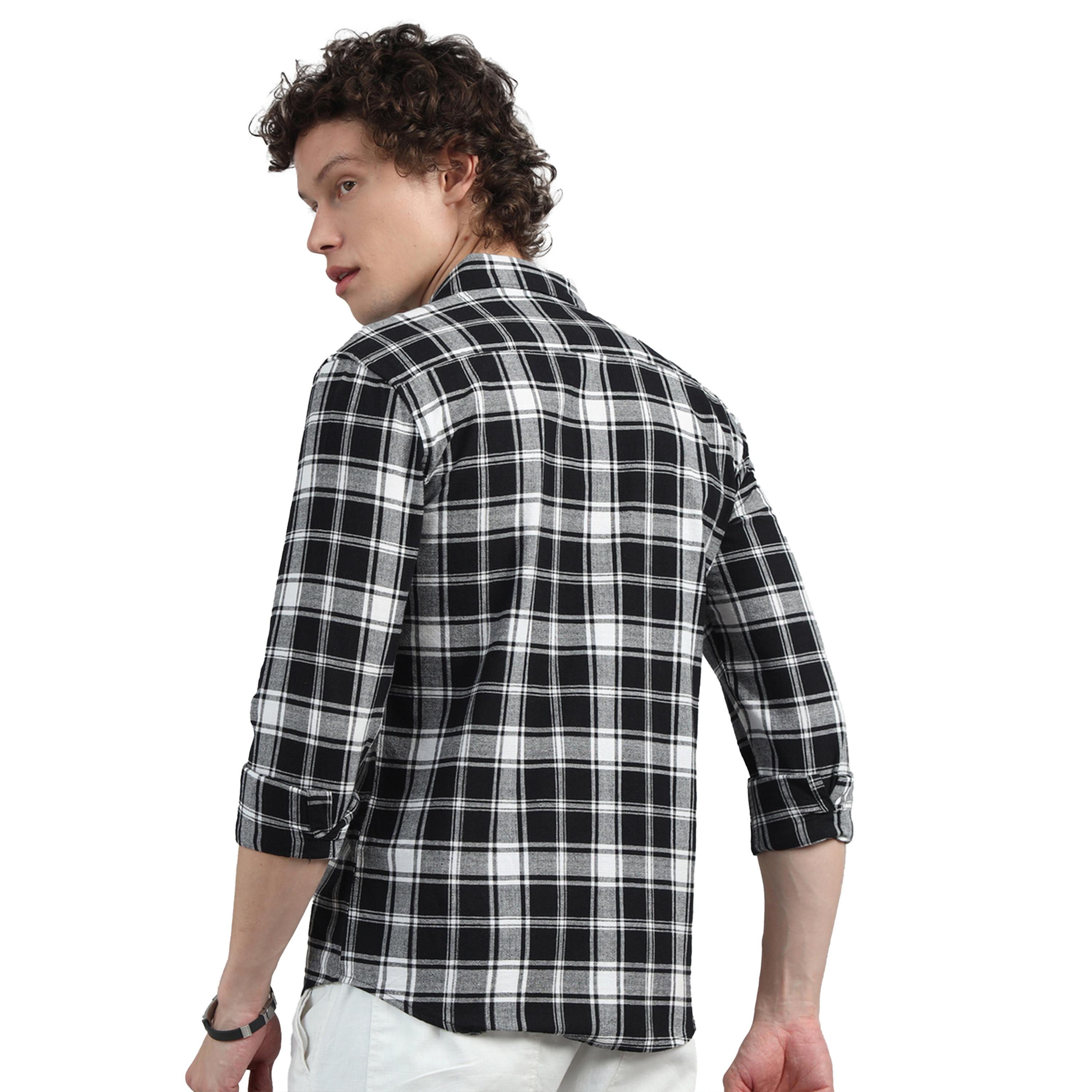 بوشيرت × ستايلي-  قميص ياقة منتشرة ومربعات قصّة عادية-men-clothing-shirts-image-5