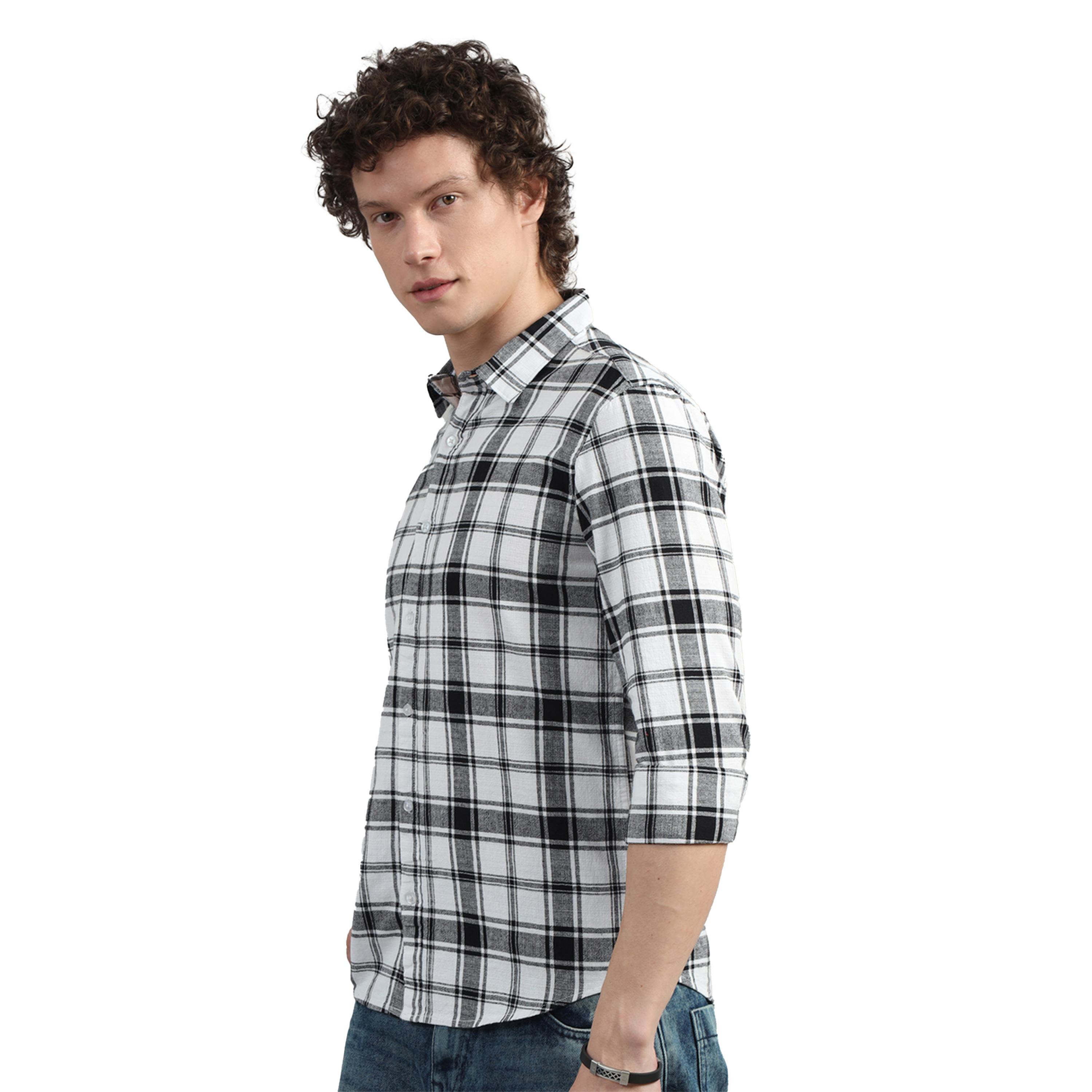 بوشيرت × ستايلي-  قميص ياقة منتشرة ومربعات قصّة عادية-men-clothing-shirts-image-3