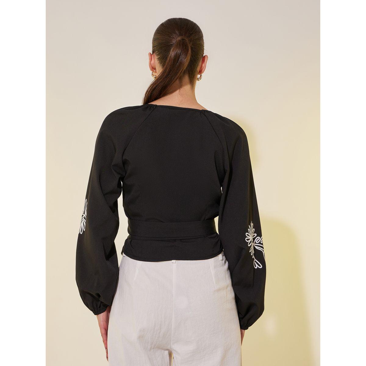 بلوزة بنمط لف وأكمام بالون مع تفاصيل ربطة-women-clothing-shirtsandblouses-blouses-image-4