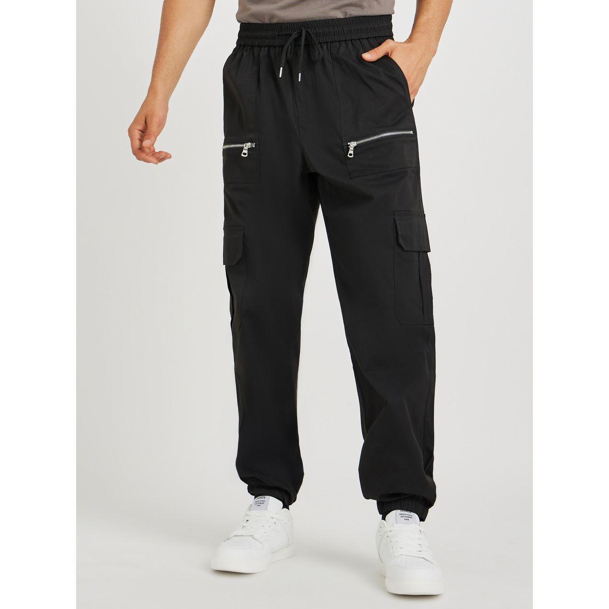 جوغر بنمط كارجو بقصة مريحة وتفاصيل سحاب-men-clothing-bottoms-joggers-image-1