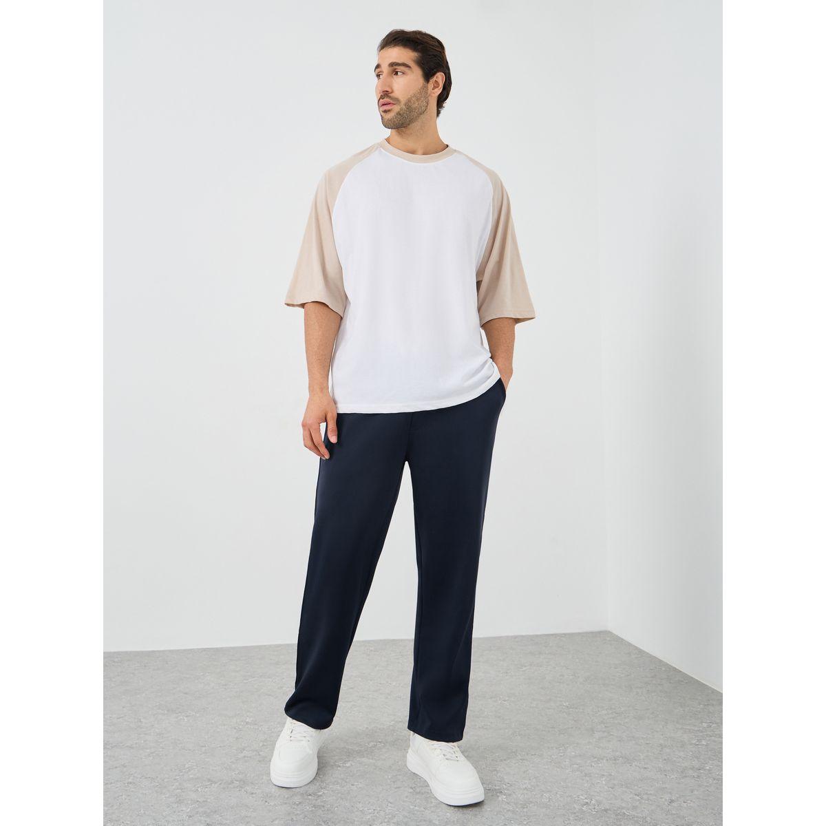 جوغر بقصة مريحة وخصر متوسط مع شريط-men-clothing-bottoms-joggers-image-2
