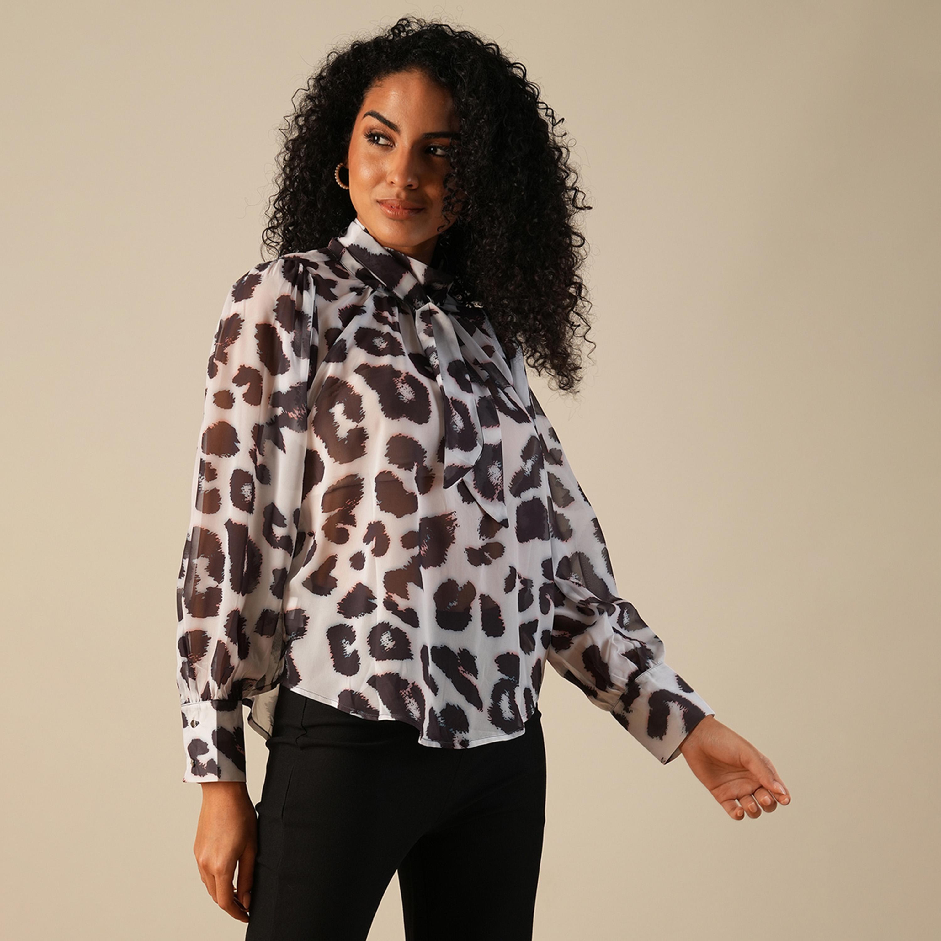 غلوبوس × ستايلي - بلوزة بطبعة حيوانات وفتحة رقبة وأكمام منفوخة-women-clothing-shirtsandblouses-blouses-image-2