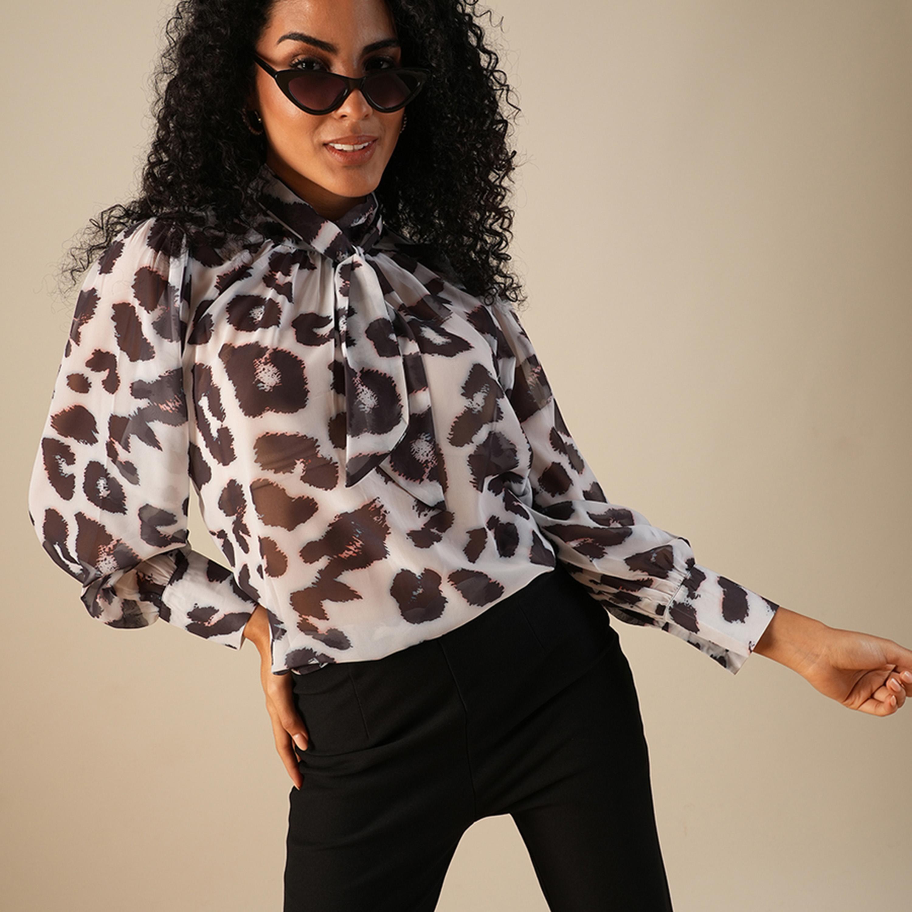 غلوبوس × ستايلي - بلوزة بطبعة حيوانات وفتحة رقبة وأكمام منفوخة-women-clothing-shirtsandblouses-blouses-image-5