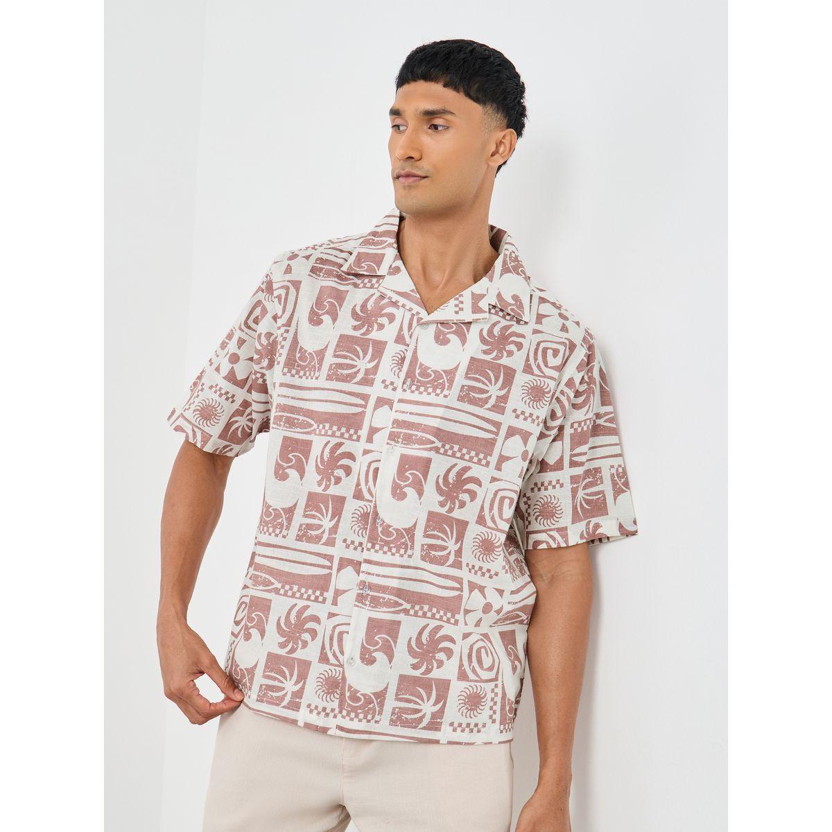 قميص مطبع بالكامل بقصة مريحة-men-clothing-shirts-image-1