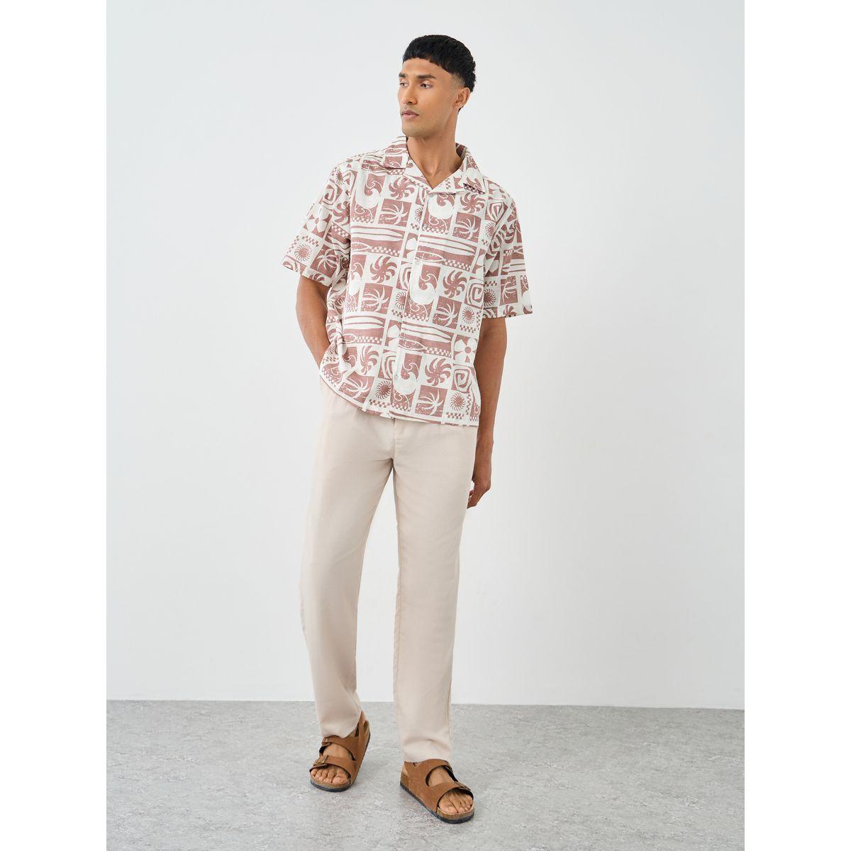 قميص مطبع بالكامل بقصة مريحة-men-clothing-shirts-image-2