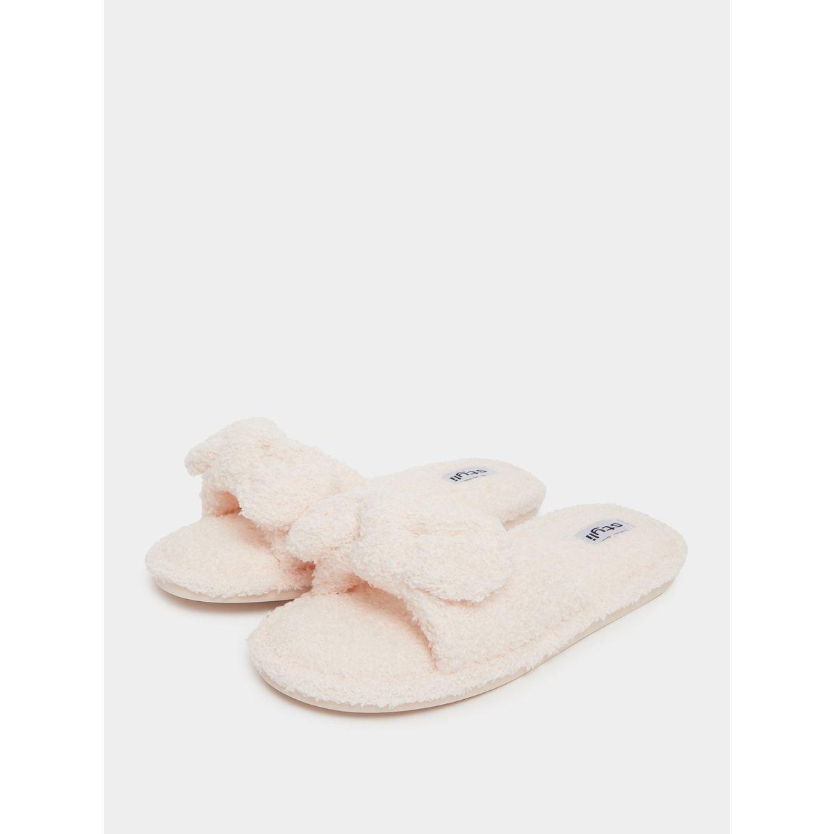 شبشب سهل الارتداء بتفاصيل بارزة الملمس-women-shoes-bedroomslippers-image-2