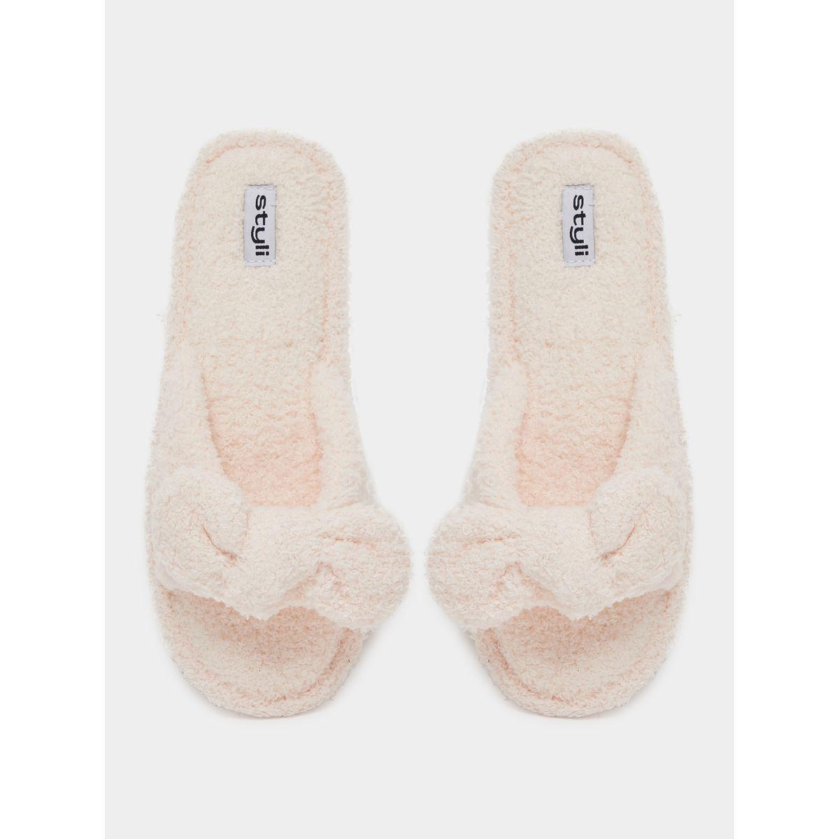 شبشب سهل الارتداء بتفاصيل بارزة الملمس-women-shoes-bedroomslippers-image-5