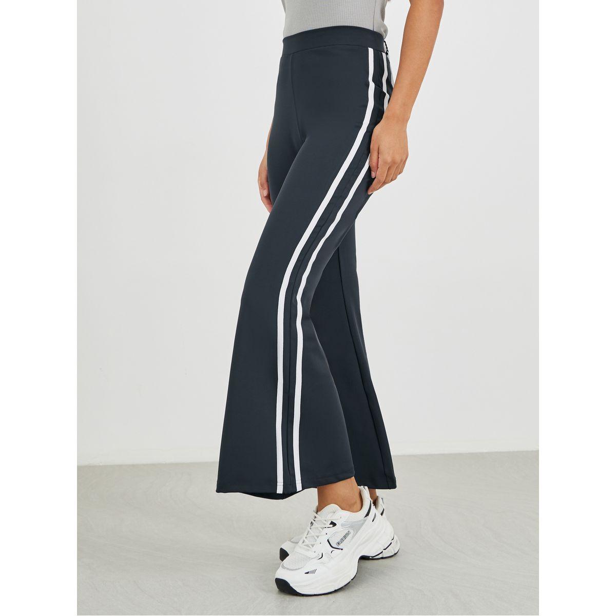 Styli Fit and Flare Leggings with Side Stripes-women-clothing-bottoms-leggings-image-2