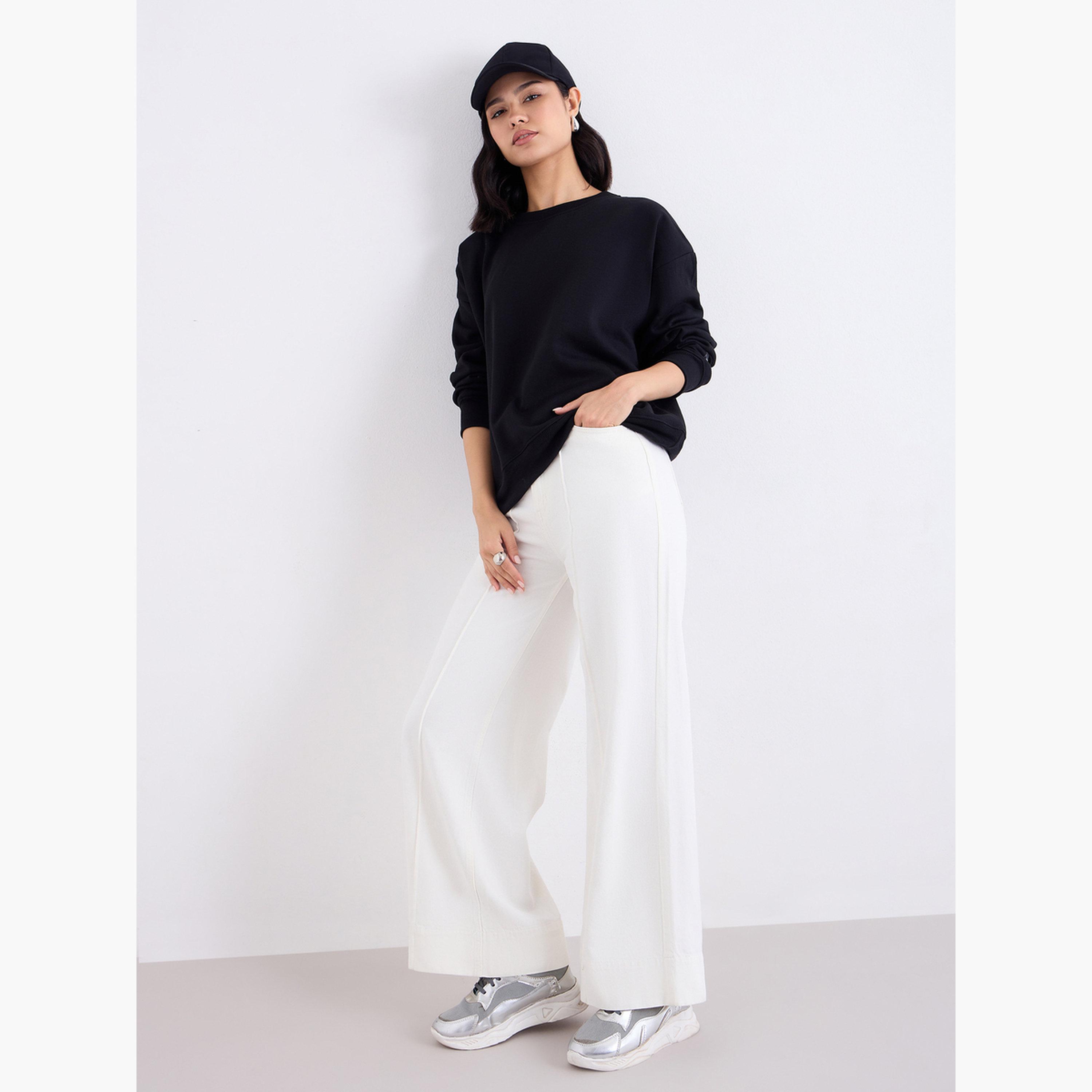 ستايلي - بنطال جينز نسائي واسع الساق بتفاصيل كشكشة-women-clothing-bottoms-jeans-image-2