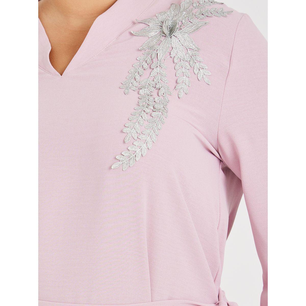 Styli Plus Size Solid Collared Wrap Look Jalabiya with Lace Patch Detail-women-arabicclothing-jalabiyas-image-4