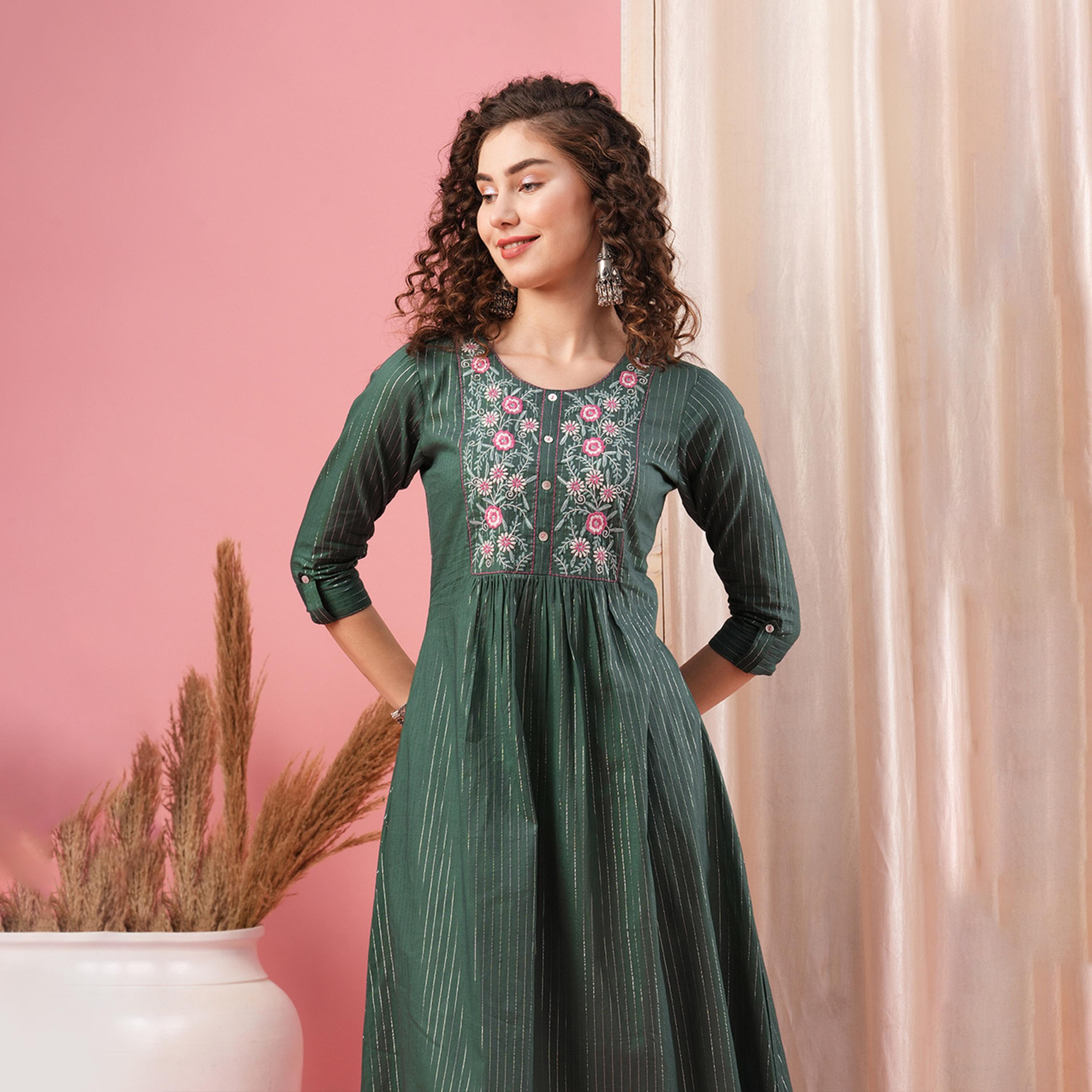 غلوبوس × ستايلي - كورتا مطرزة بفتحة رقبة مستديرة وقصة A-women-clothing-ethnicwear-kurtas-image-5