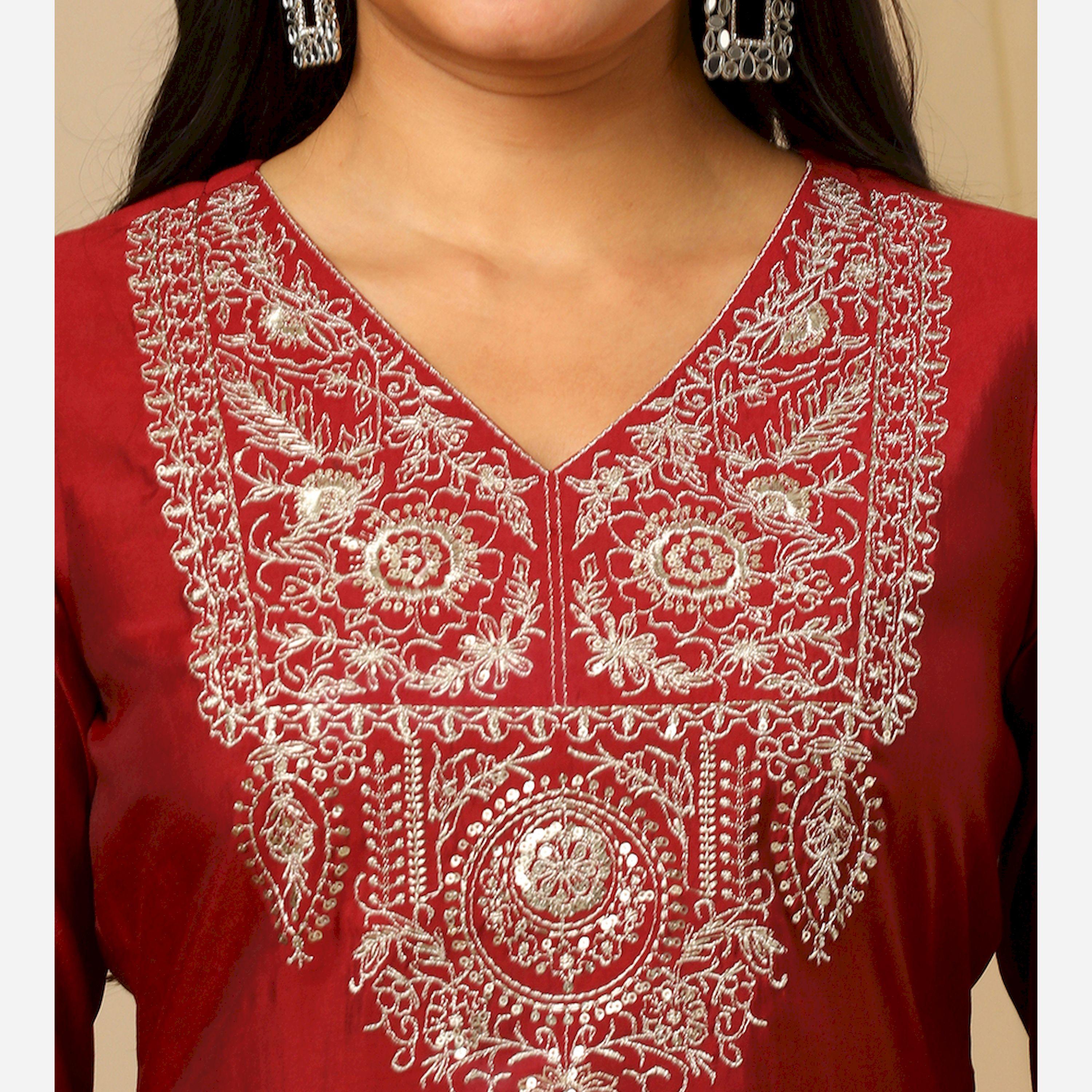 Globus X Styli Embroidered V-Neck Straight Ethnic Kurta-women-clothing-ethnicwear-kurtas-image-4