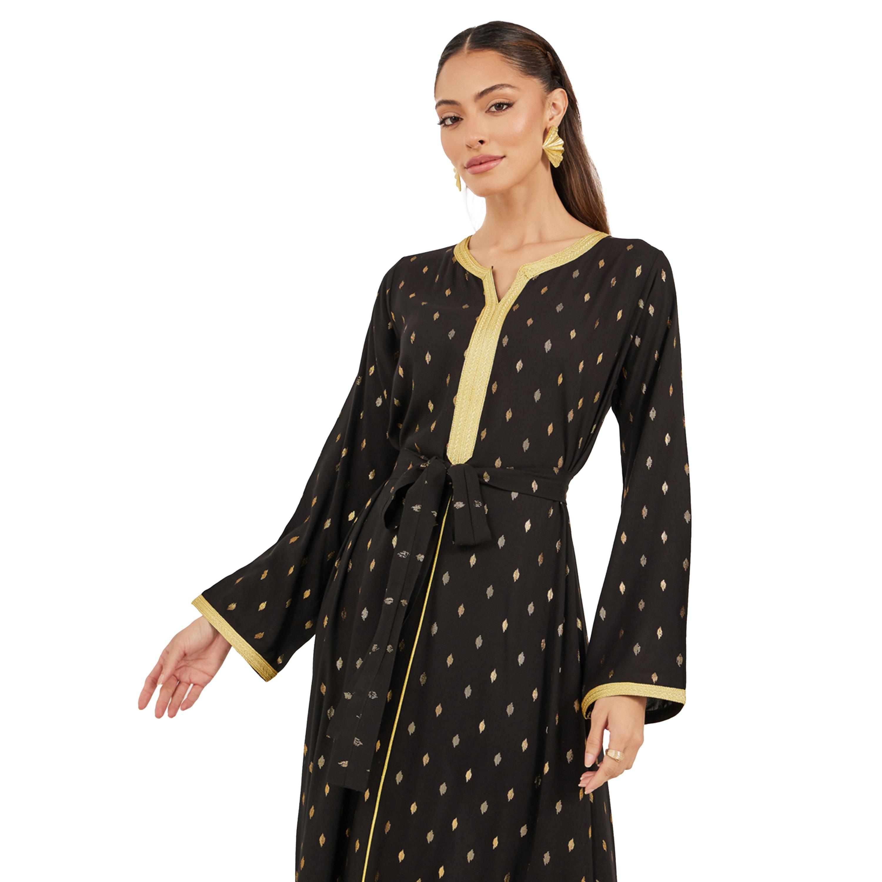 ستايلي - جلابية من الساتان بتفاصيل دانتيل وطبعة فويل مع حزام-women-arabicclothing-jalabiyas-image-3