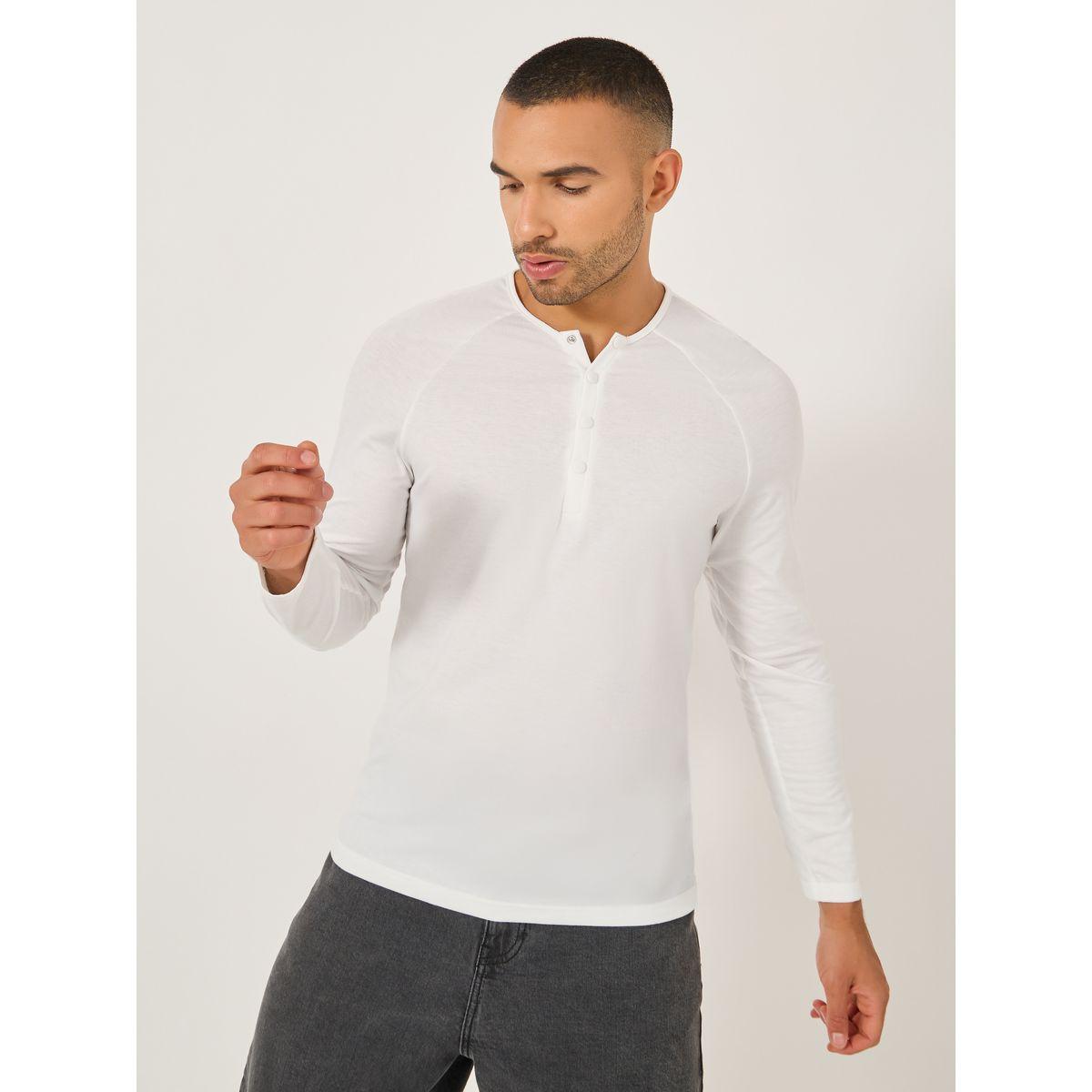 تيشيرت سادة بقصة سليم فت وياقة بأزرار-men-clothing-tshirtsandpolos-tshirts-image-1