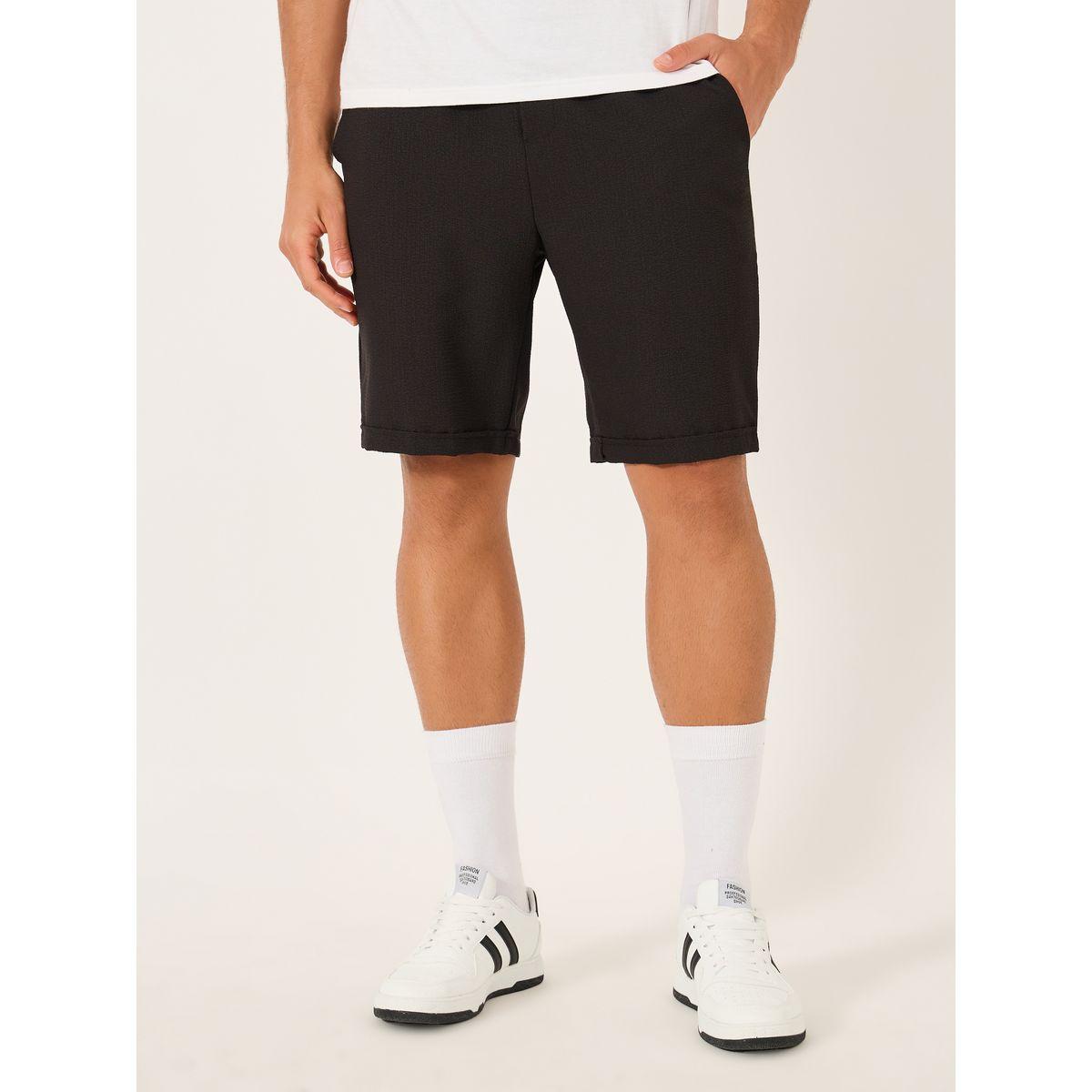 Styli Men Solid Drawstring Waist Shorts-men-clothing-bottoms-shorts-image-1
