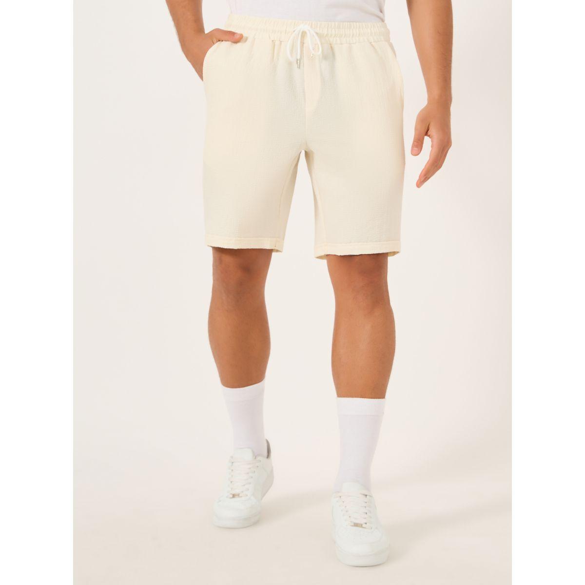 Styli Men Solid Drawstring Waist Shorts-men-clothing-bottoms-shorts-image-3