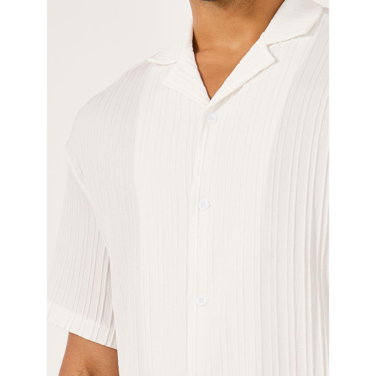 قميص سادة بقصة عادية وياقة كامب-men-clothing-shirts-image-3