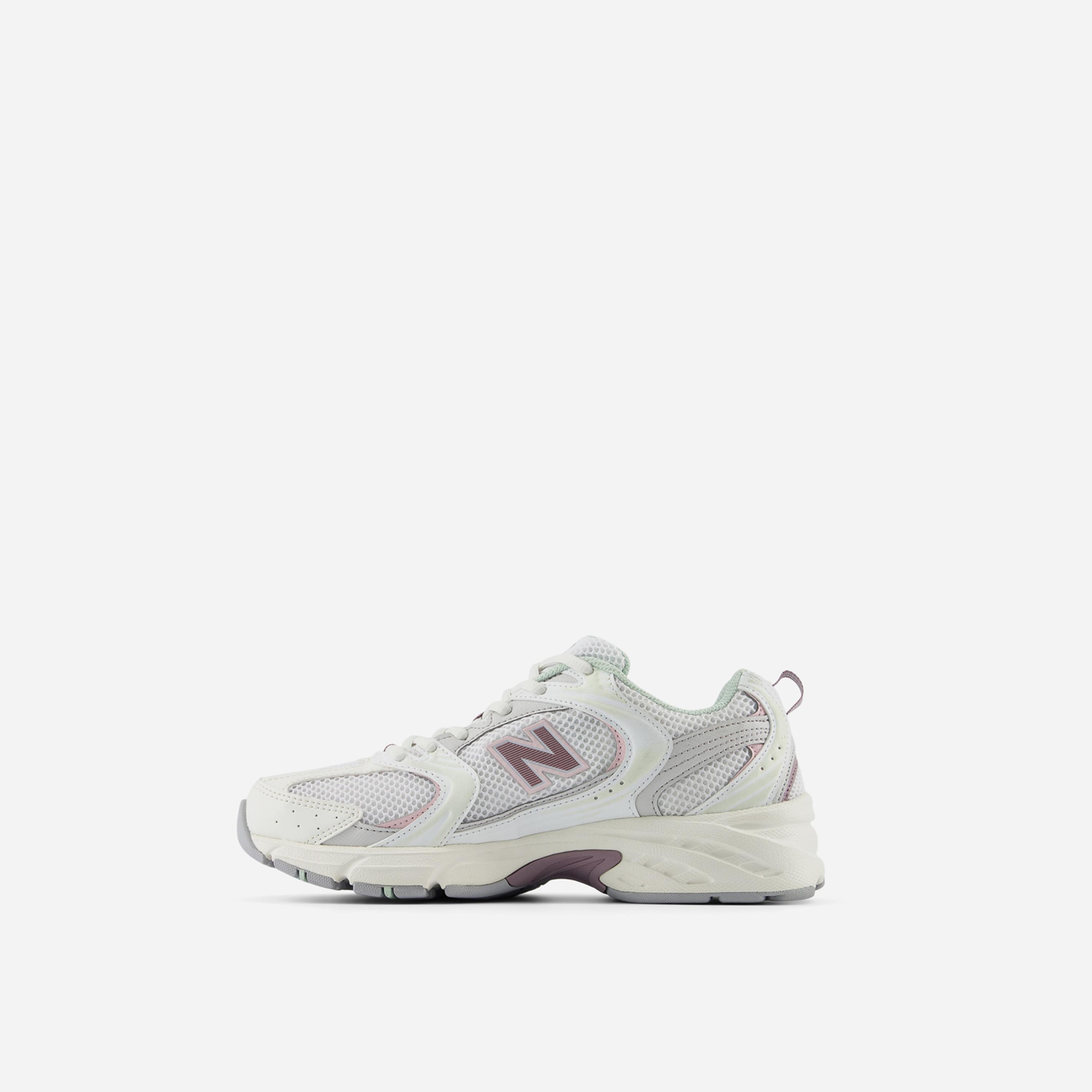 New Balance 530 Sneakers-women-shoes-sneakers-image-1