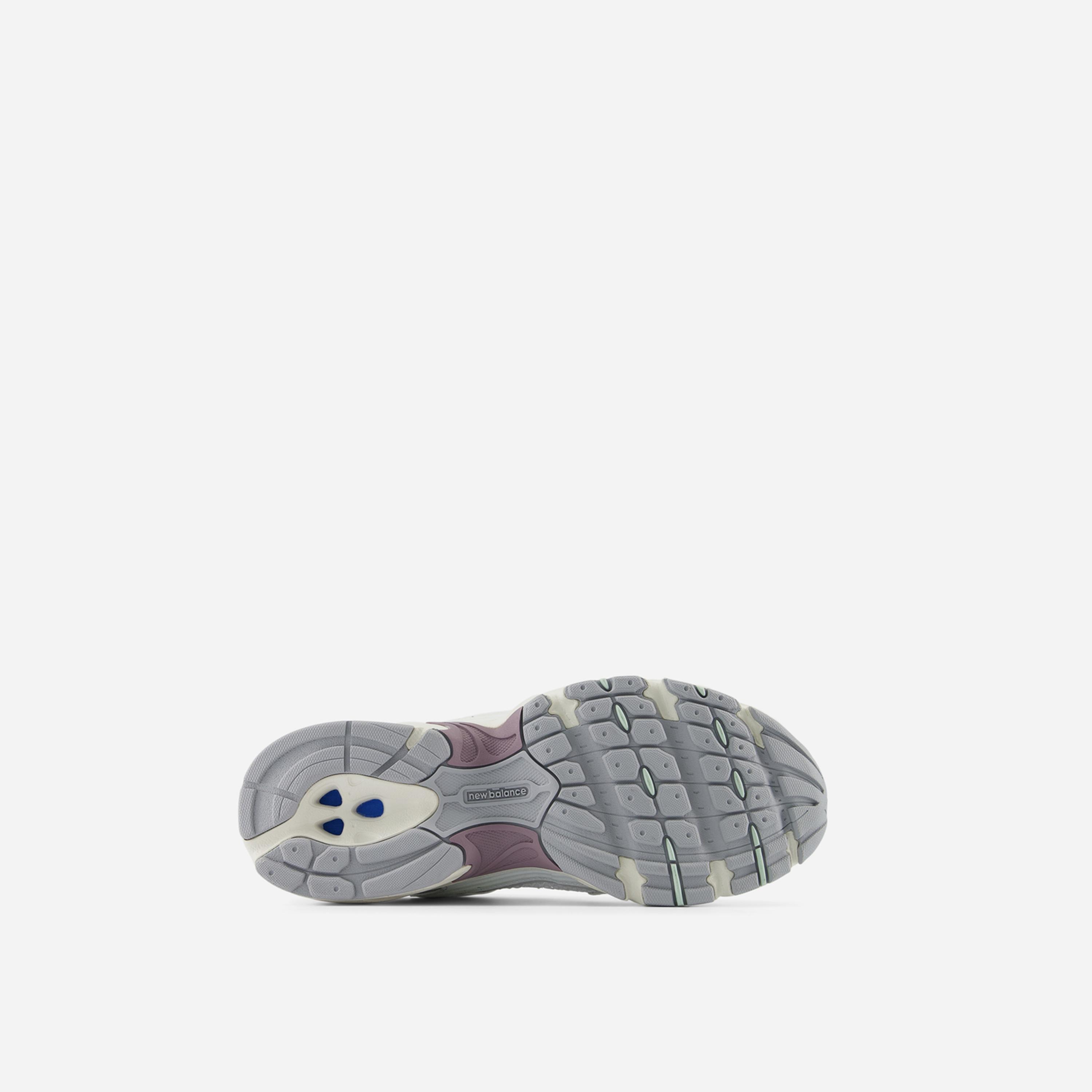 New Balance 530 Sneakers-women-shoes-sneakers-image-5