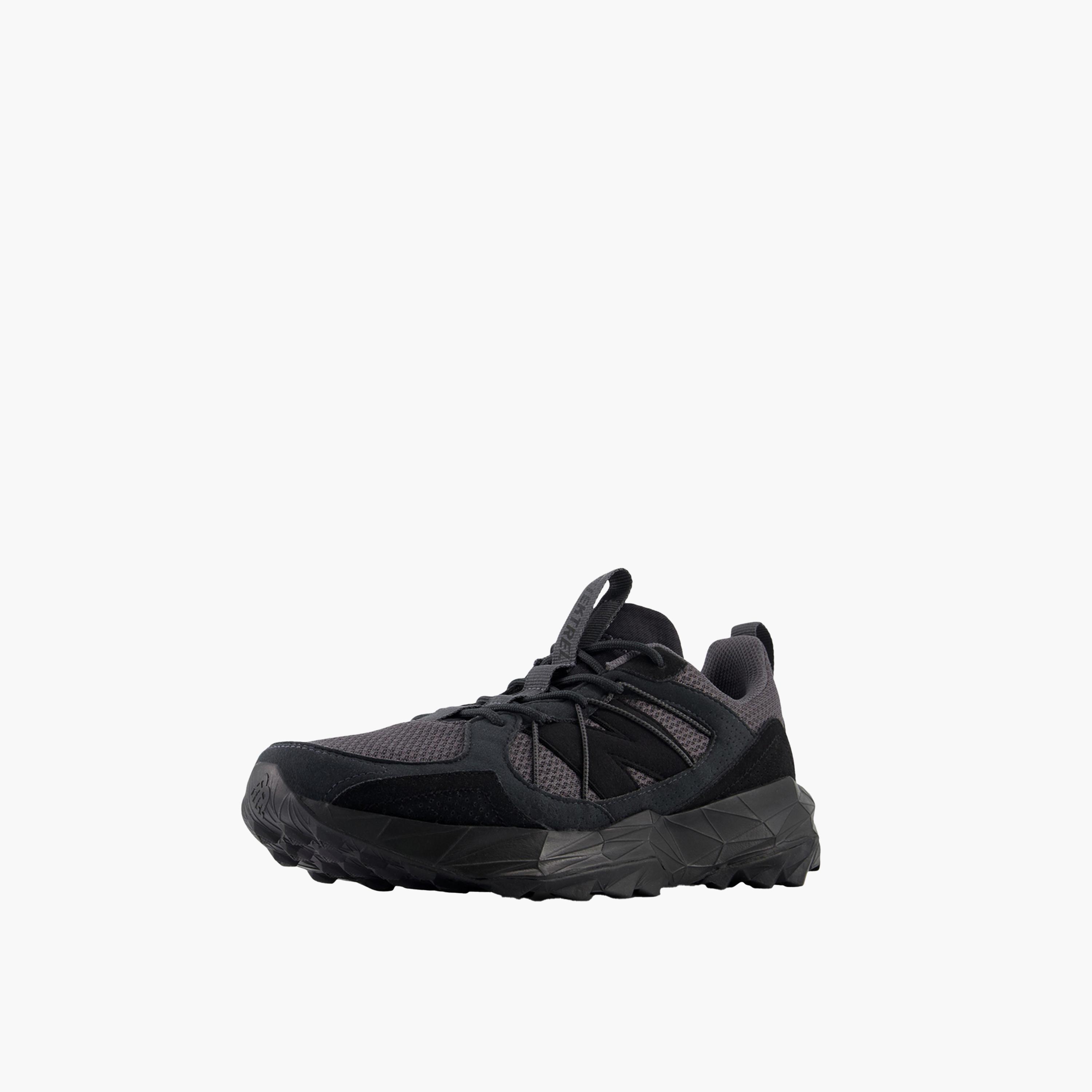 New Balance Tektrel Trail Running Shoes-men-shoes-sneakers-image-2