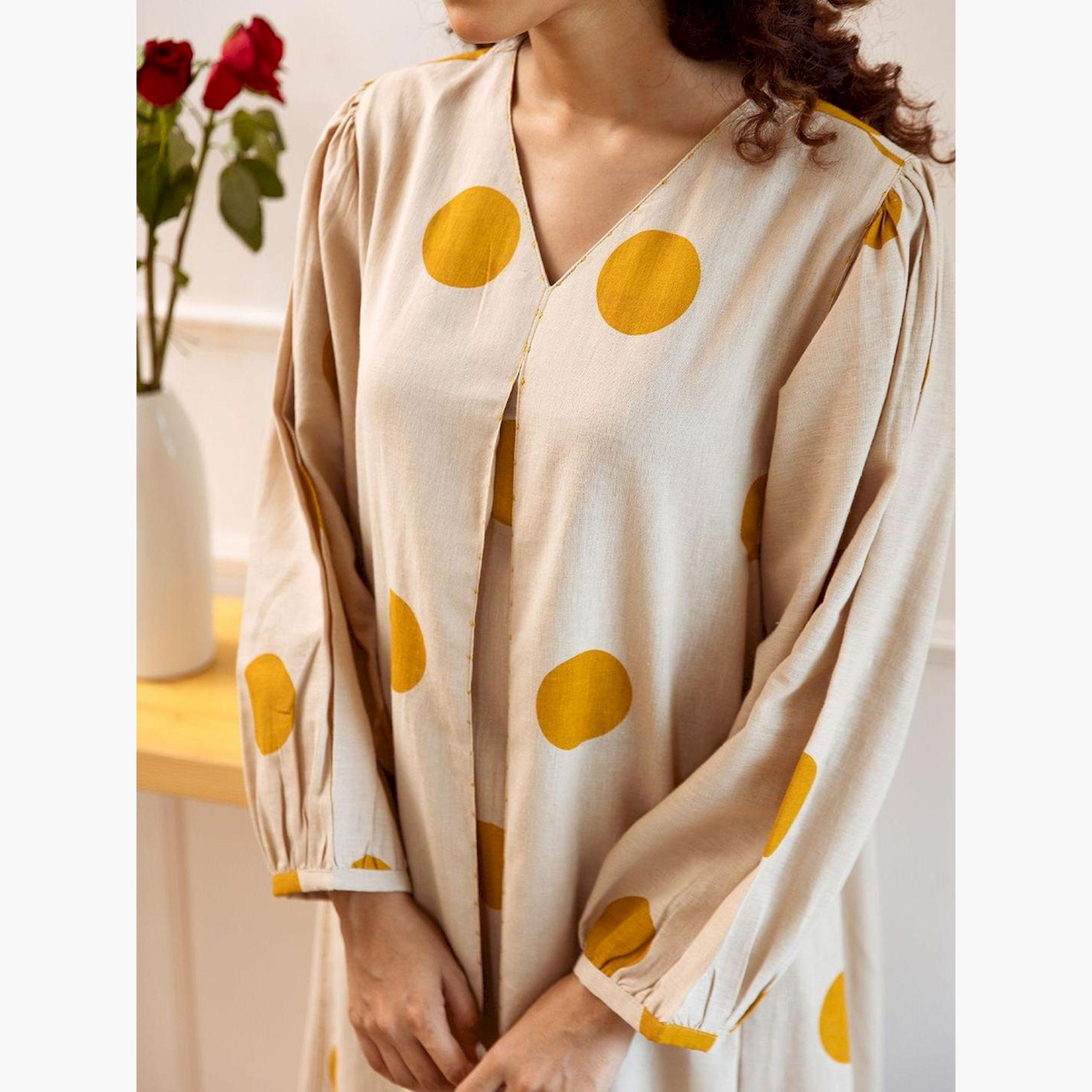 Ishin X Styli Geometric Print V Neck A-Line Kurta and Pants Set-women-clothing-ethnicwear-kurtasets-image-3