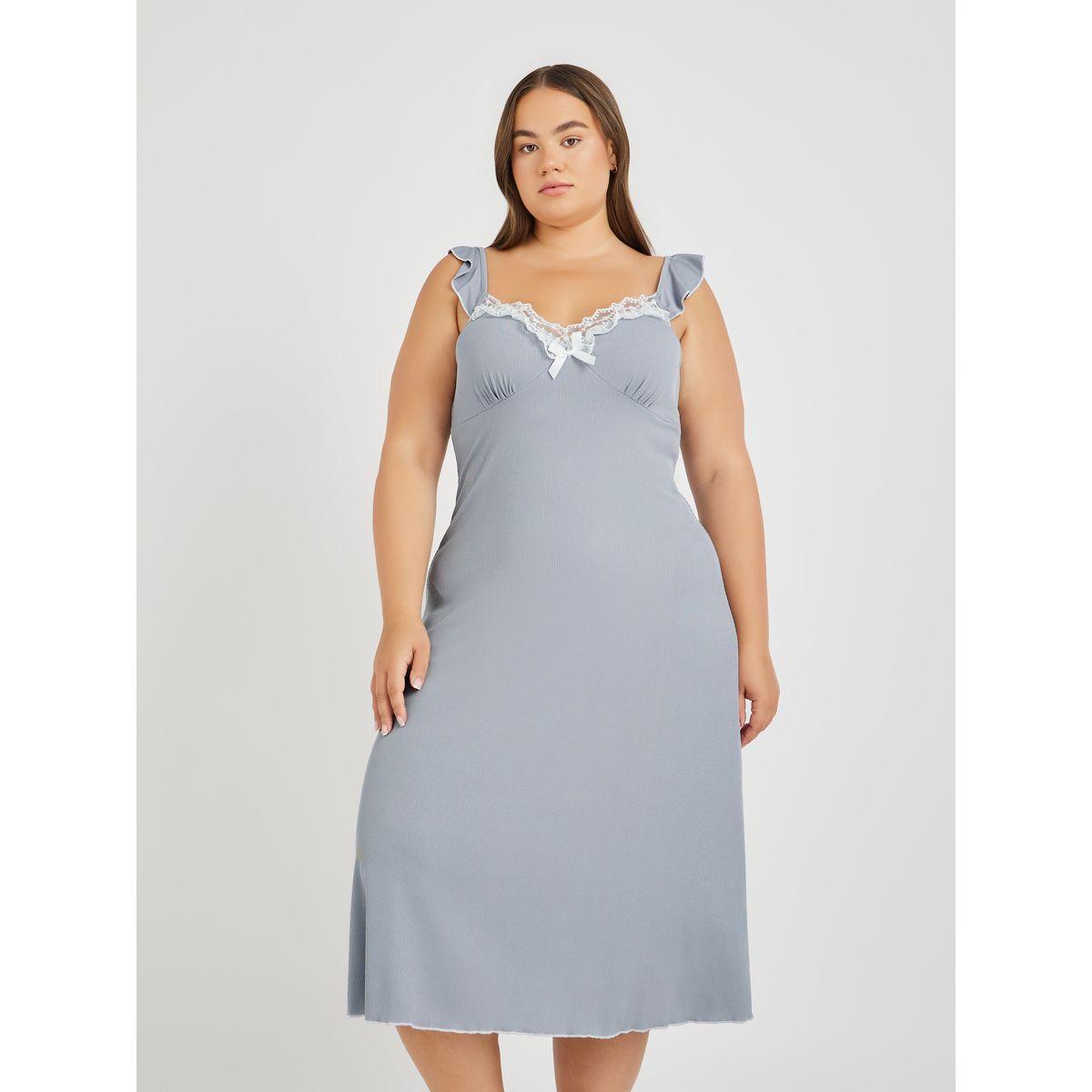 Styli Plus Size Solid Lace Trim Lettuce Edge Nightdress with Plunge Neck-women-clothing-nightwear-nighties-image-2