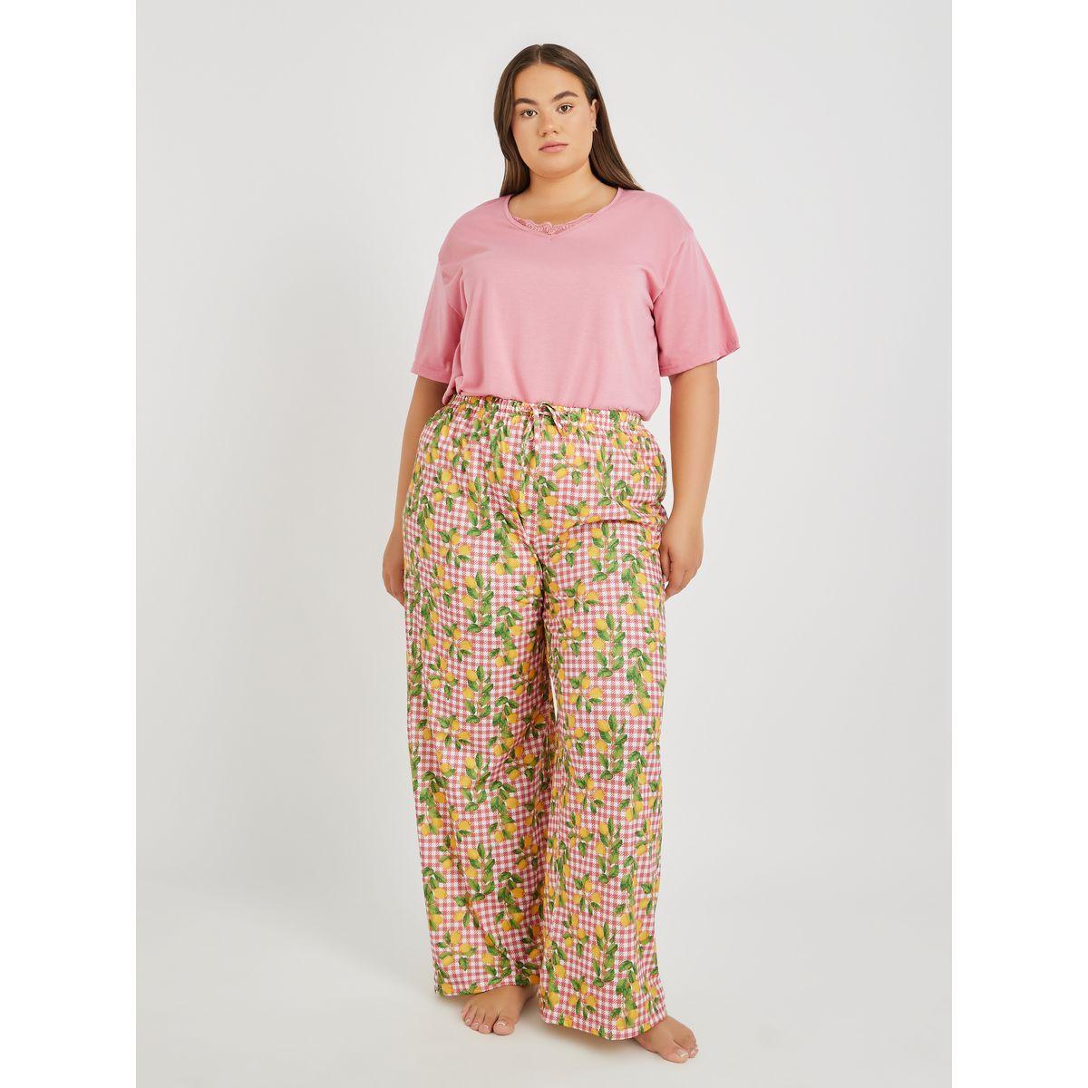 Styli Plus Size Lace Insert V Neck T-Shirt and Lemon Print Pyjama Set-women-clothing-nightwear-pyjamas-longsets-image-2